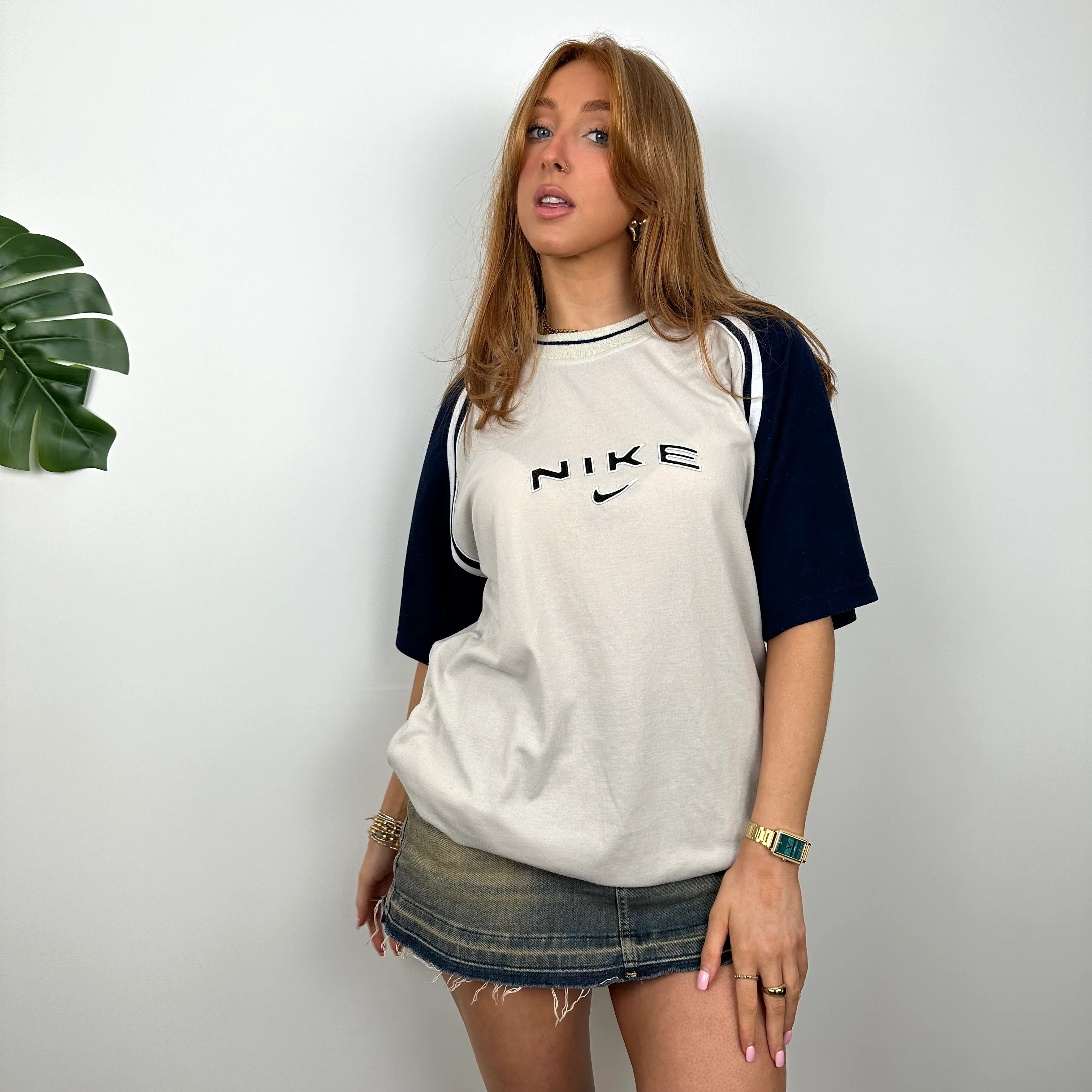 Nike Cream Embroidered Spell Out T Shirt (M) - Image 5