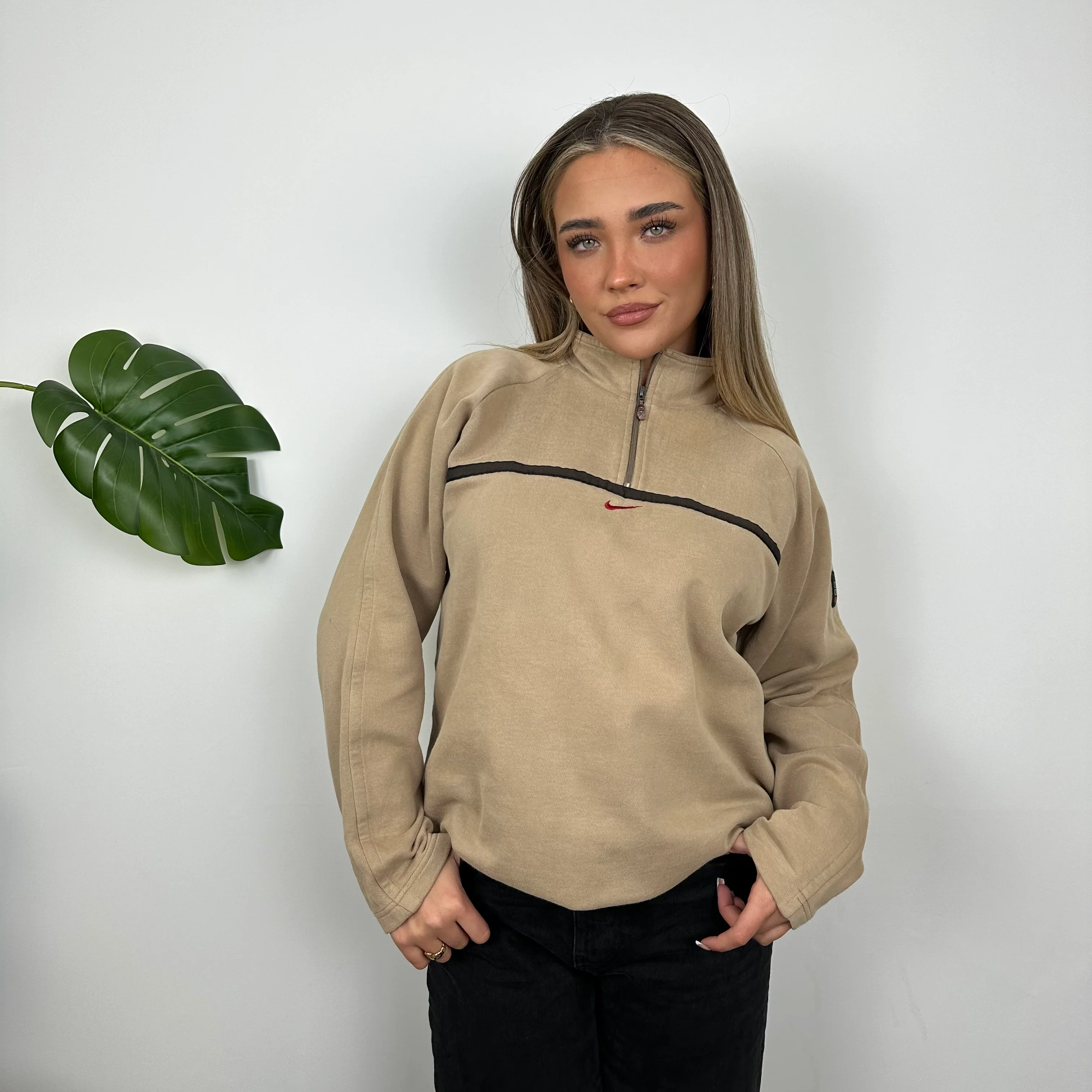 Nike Cream Embroidered Swoosh Quarter Zip Sweatshirt (M) - Image 2