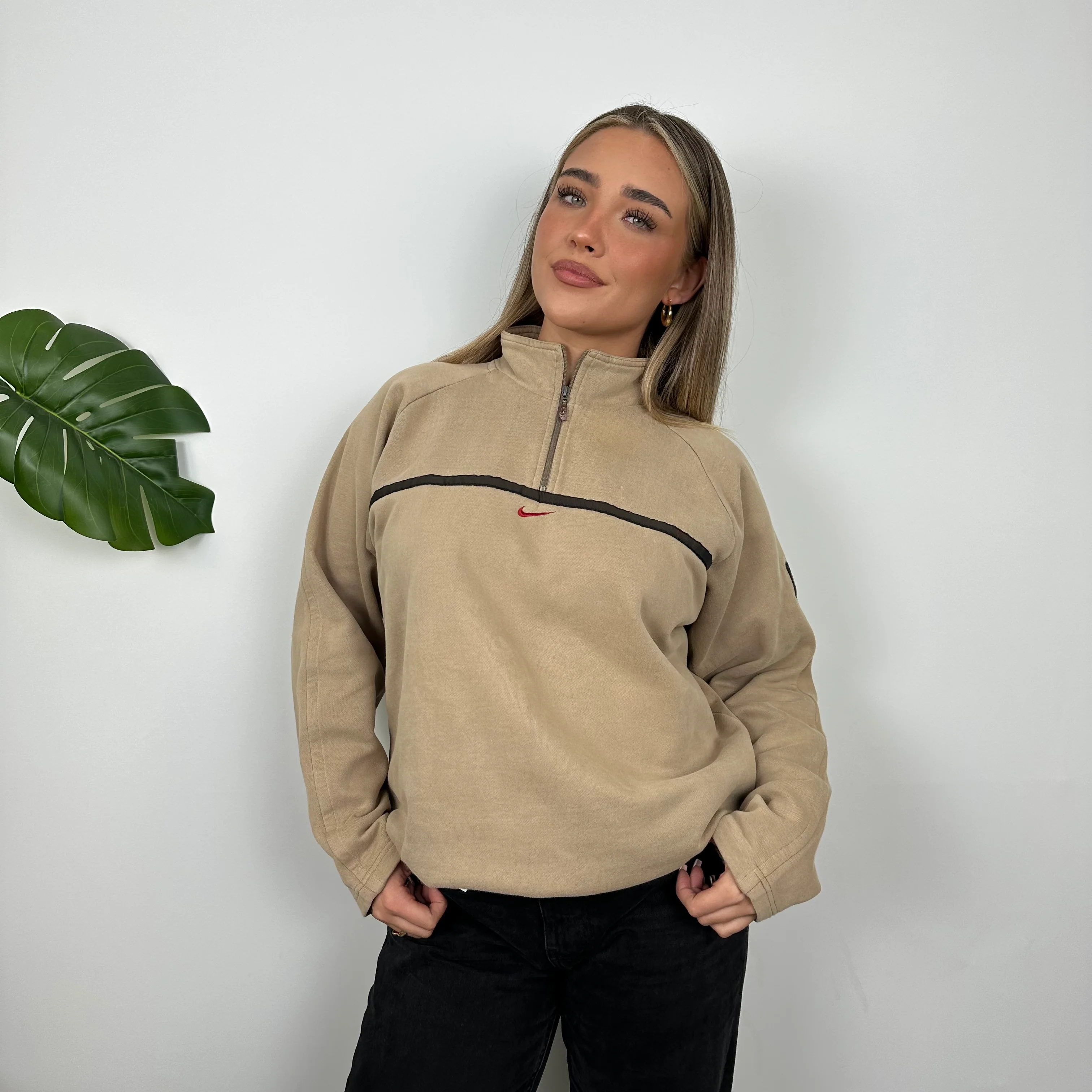 Nike Cream Embroidered Swoosh Quarter Zip Sweatshirt (M) - Image 3