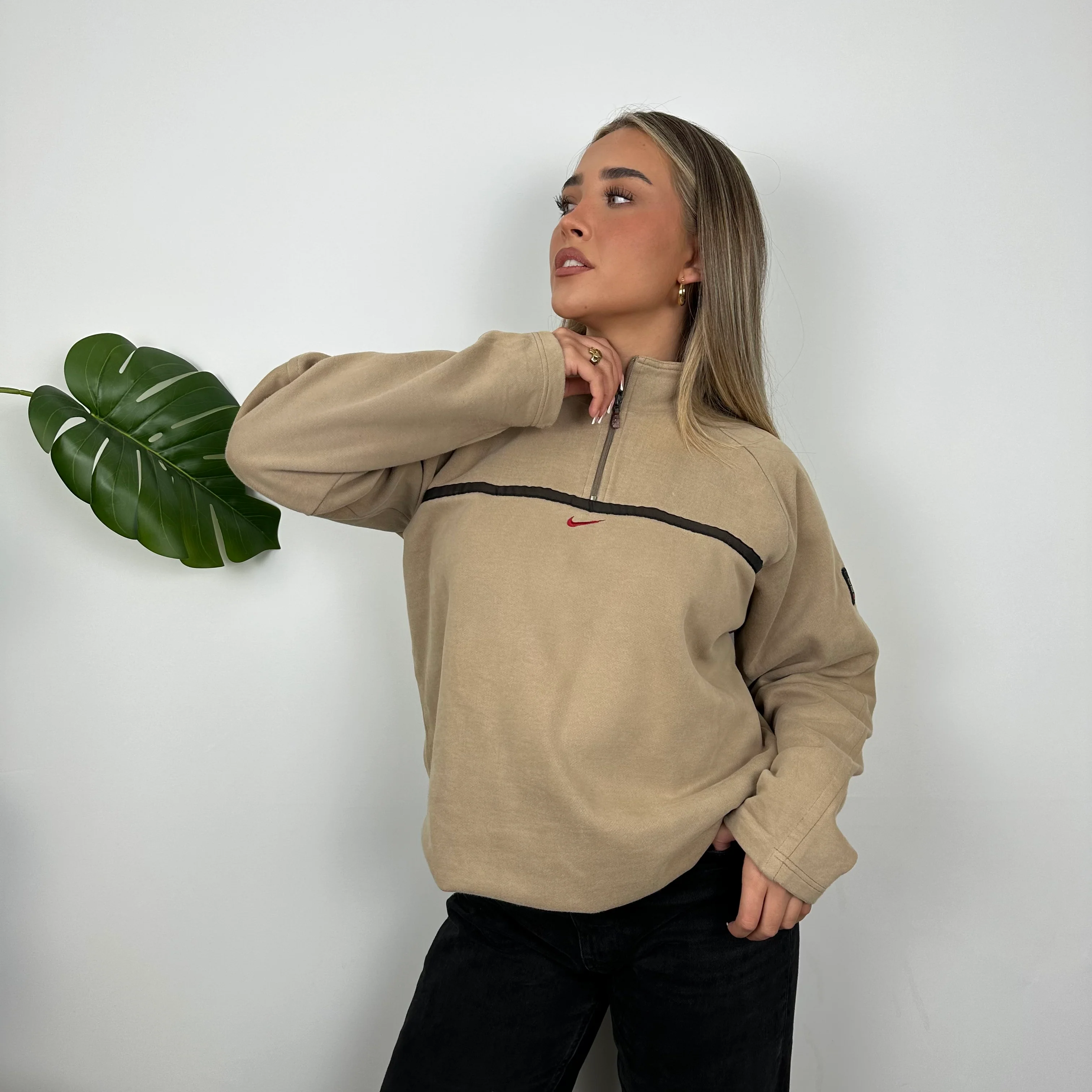 Nike Cream Embroidered Swoosh Quarter Zip Sweatshirt (M) - Image 4