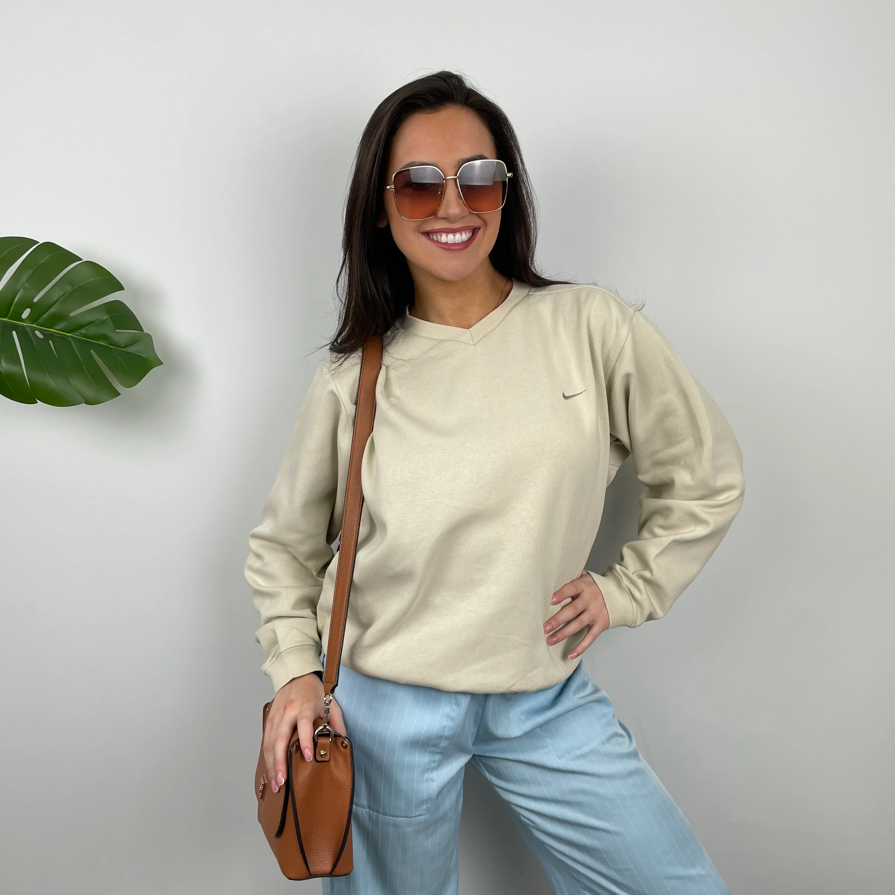 Nike Cream Embroidered Swoosh Sweatshirt (S) - Image 3