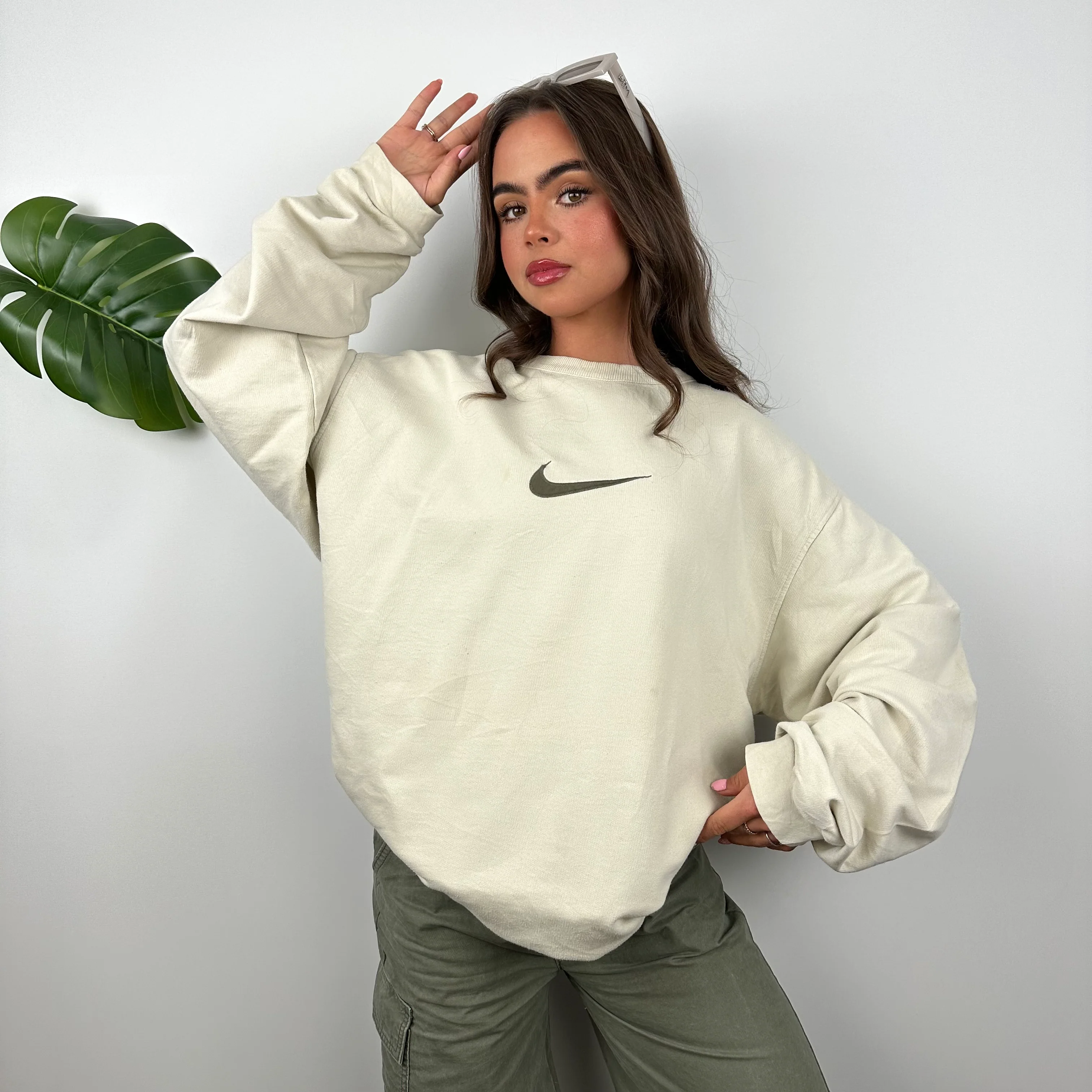 Nike Cream Embroidered Swoosh Sweatshirt (XL) - Image 4