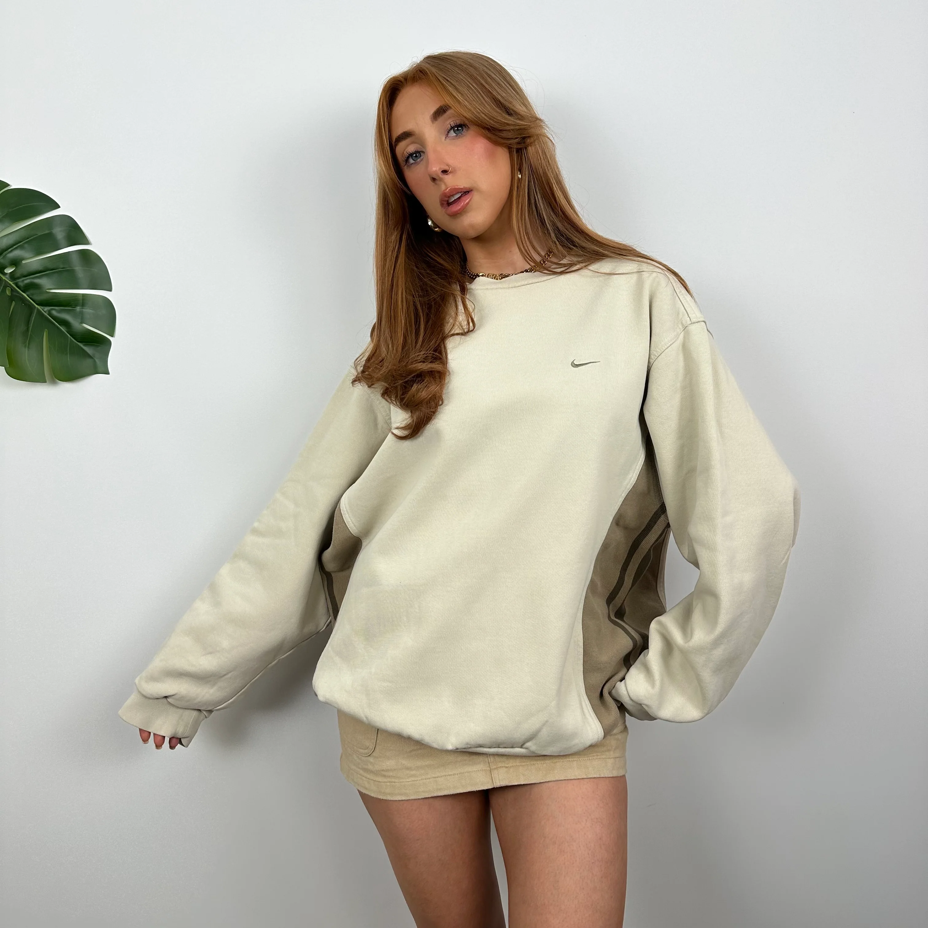 Nike Cream Embroidered Swoosh Sweatshirt (L) - Image 2