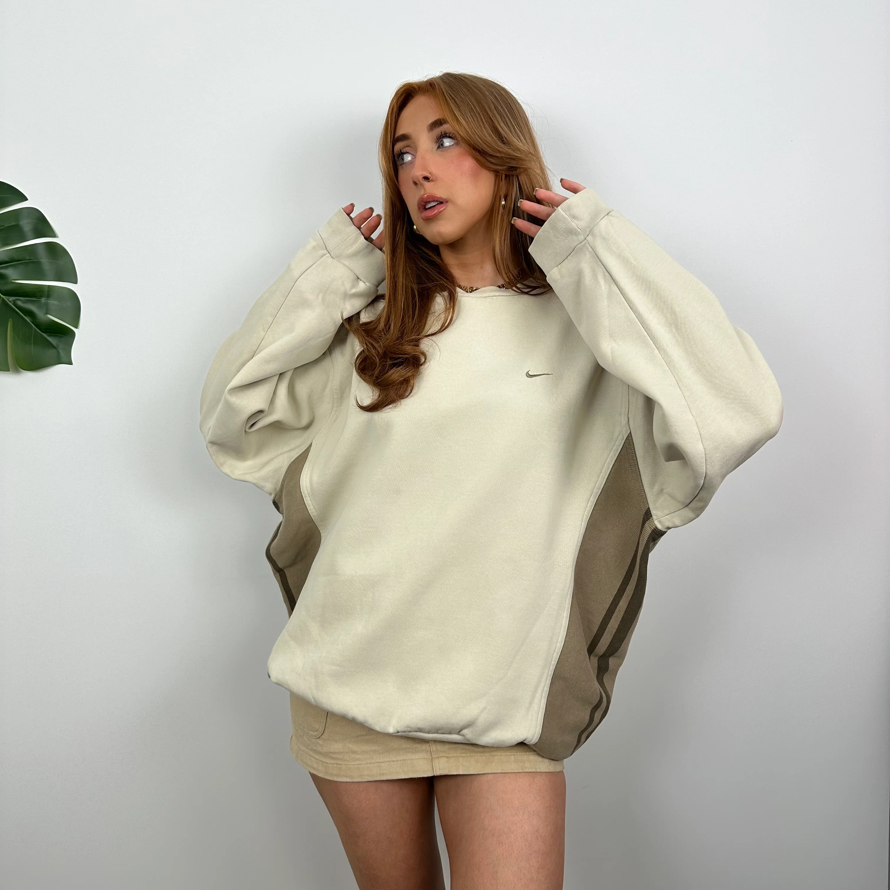 Nike Cream Embroidered Swoosh Sweatshirt (L) - Image 6
