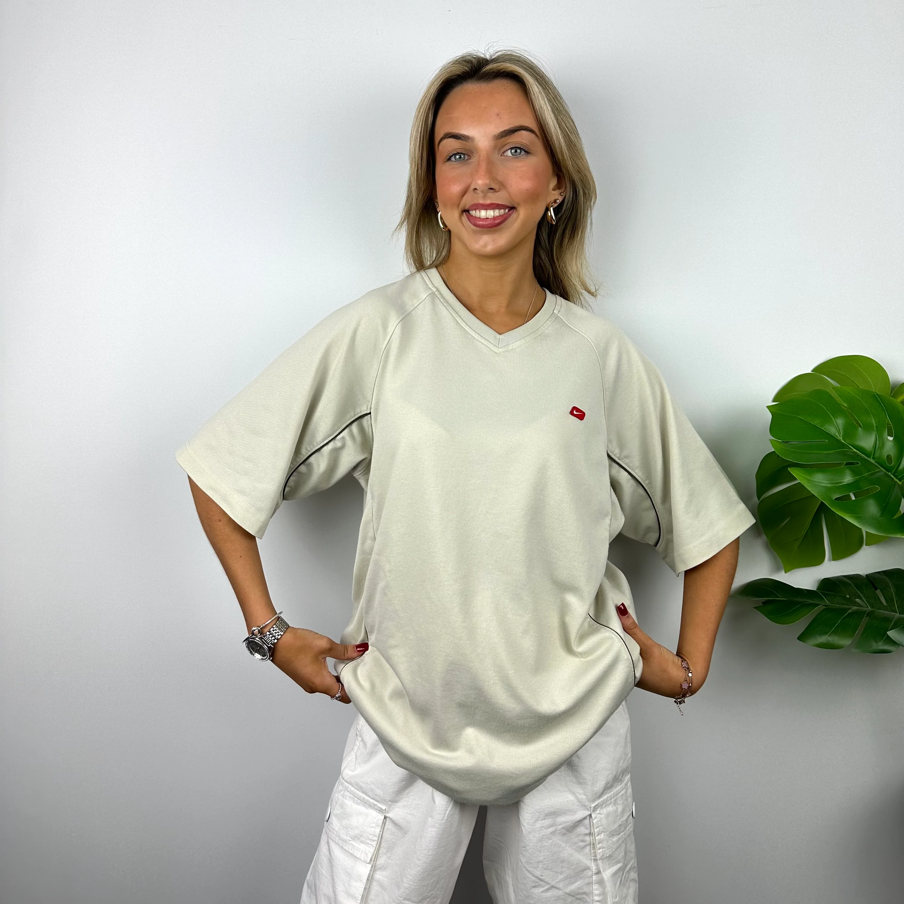 Nike Cream Embroidered Swoosh T Shirt (L) - Image 7