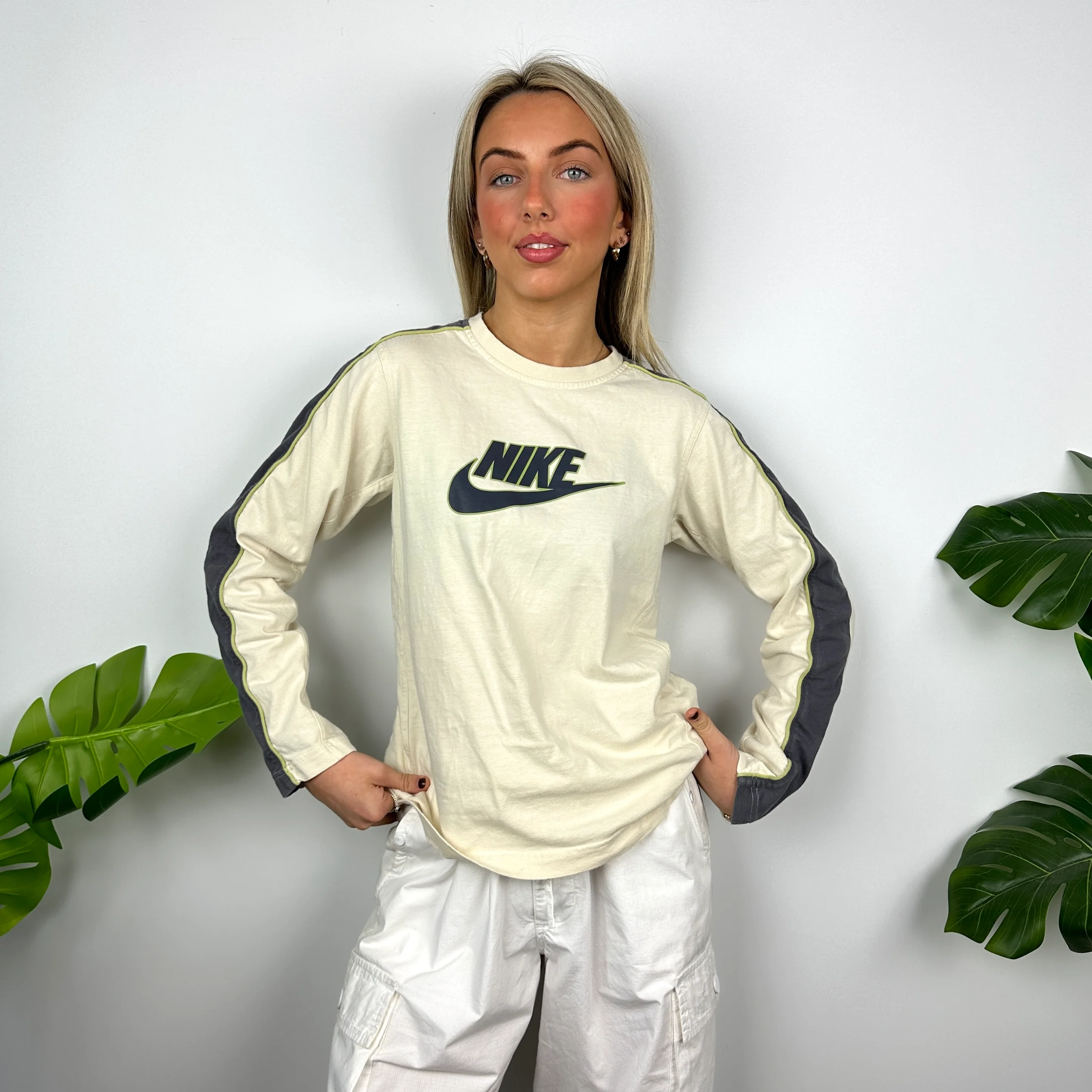 Nike Cream Spell Out Long Sleeve Top (S) - Image 2