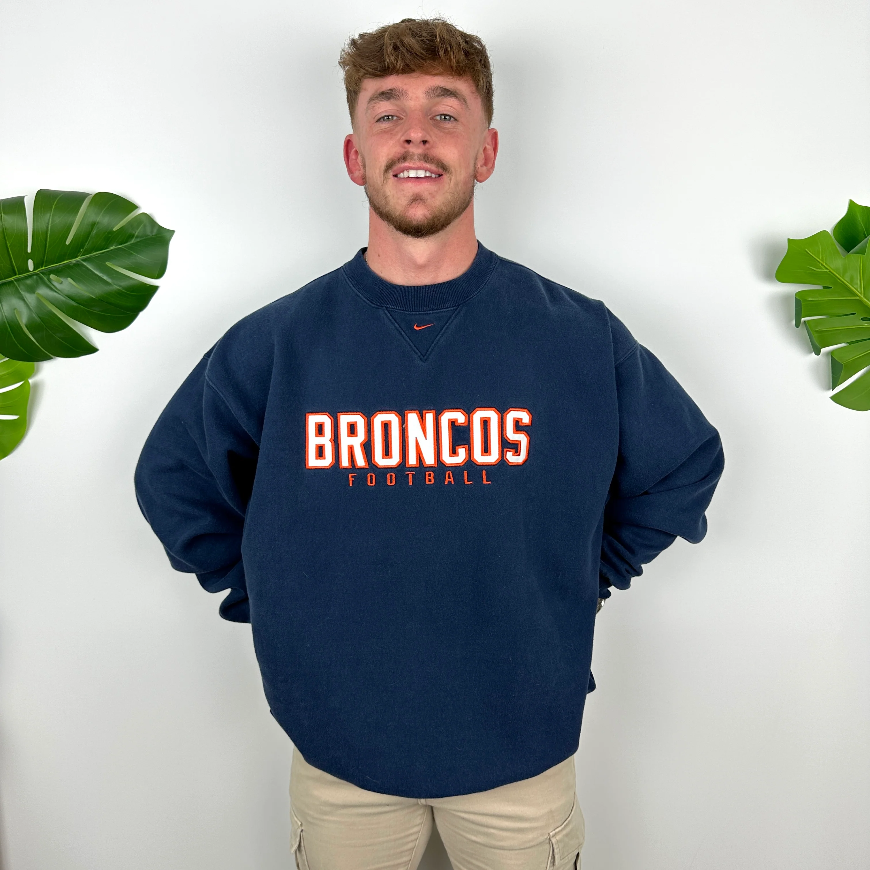 Nike Denver Broncos Navy Embroidered Spell Out Sweatshirt (L)