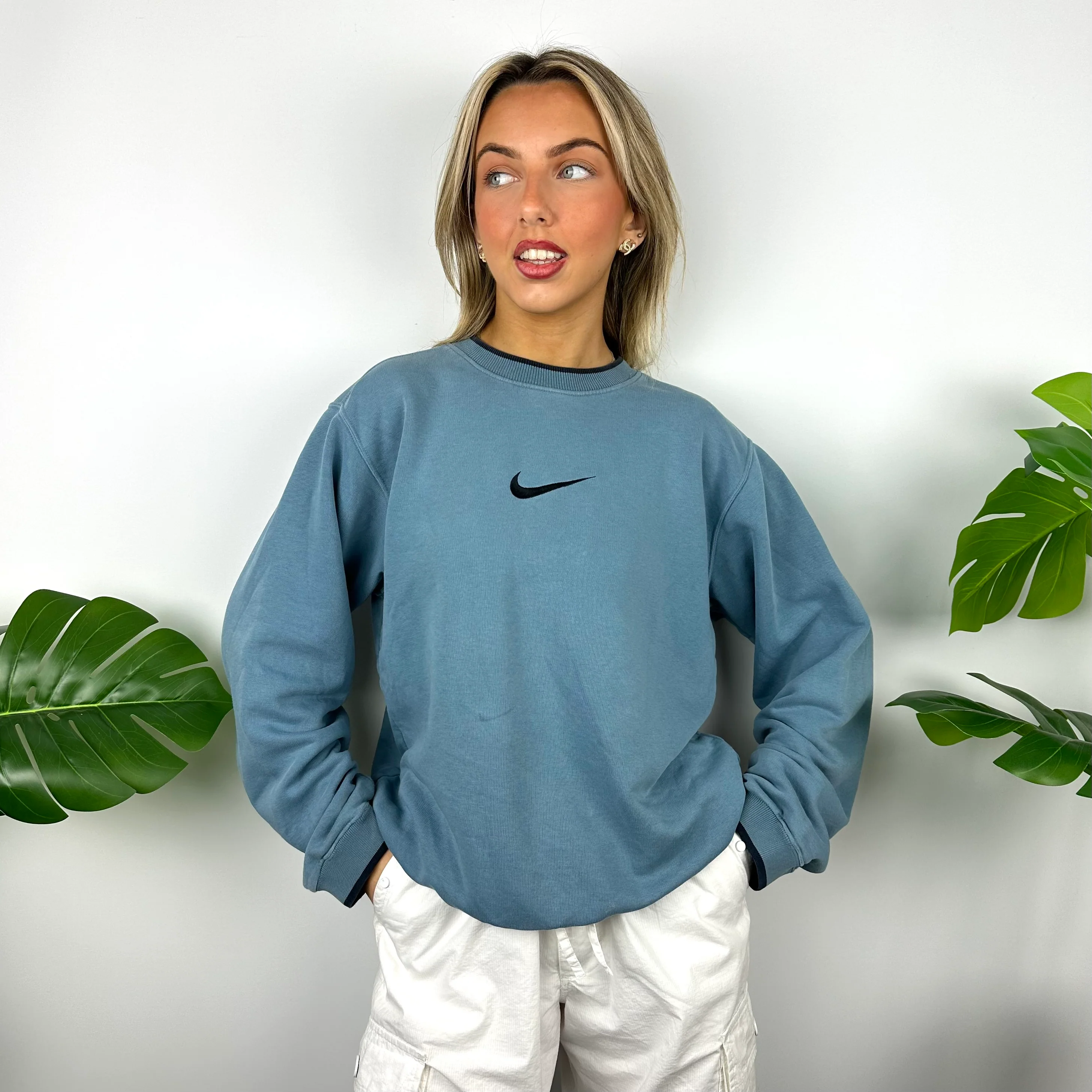 Nike Dusty Blue Embroidered Swoosh Sweatshirt (S) - Image 3