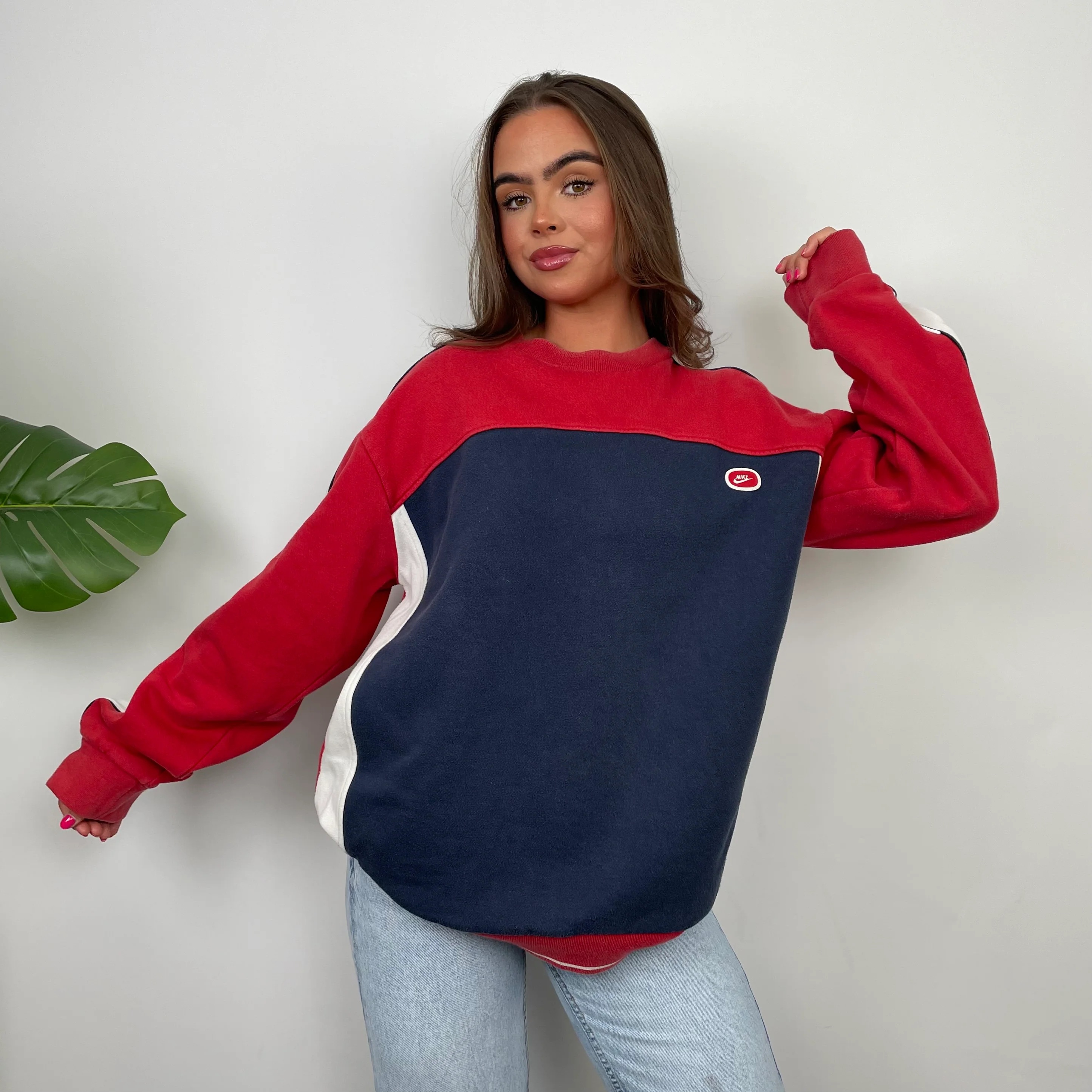 Nike Embroidered Spell Out Colour Block Sweatshirt (M) - Image 3