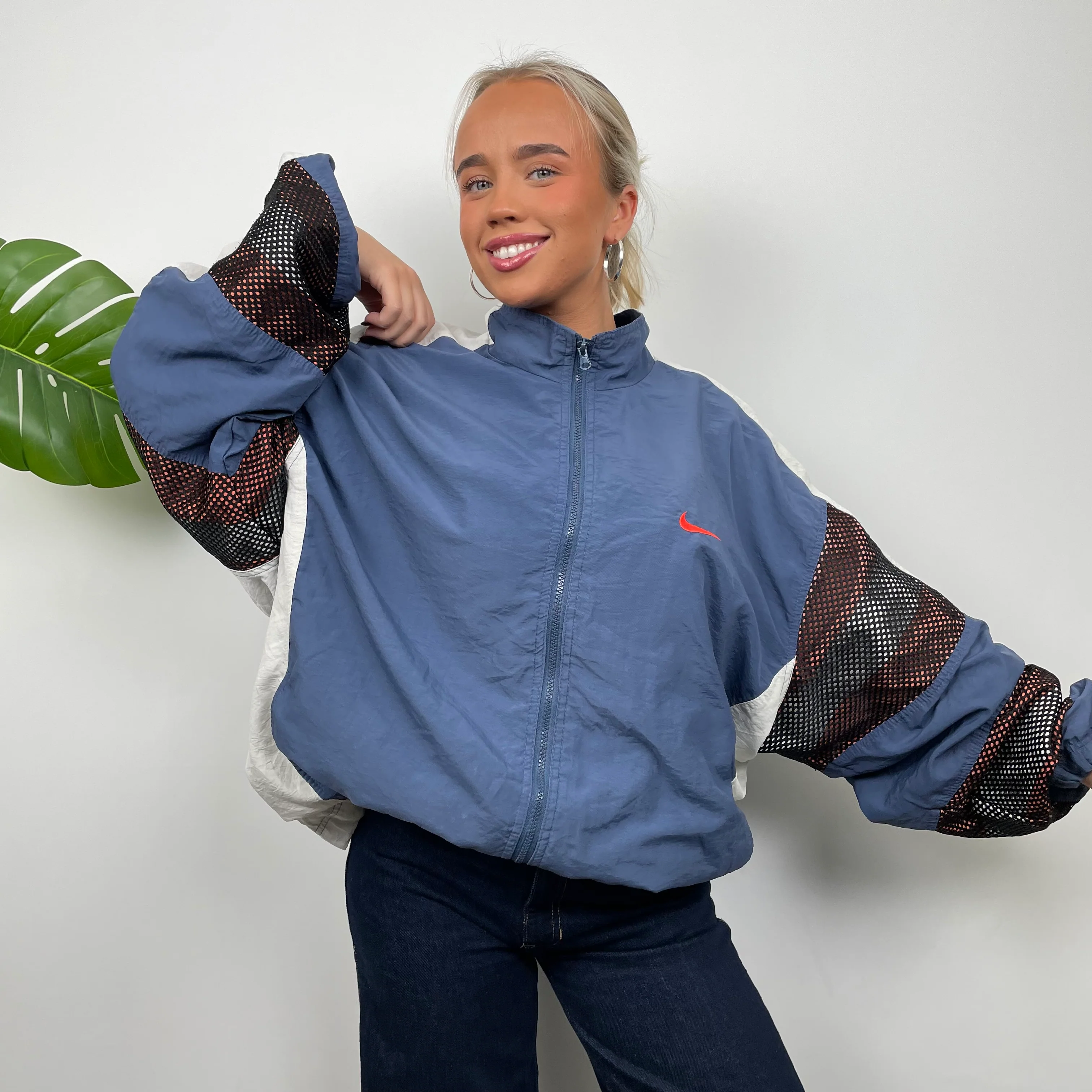 Nike Embroidered Swoosh Windbreaker Jacket (XL) - Image 3