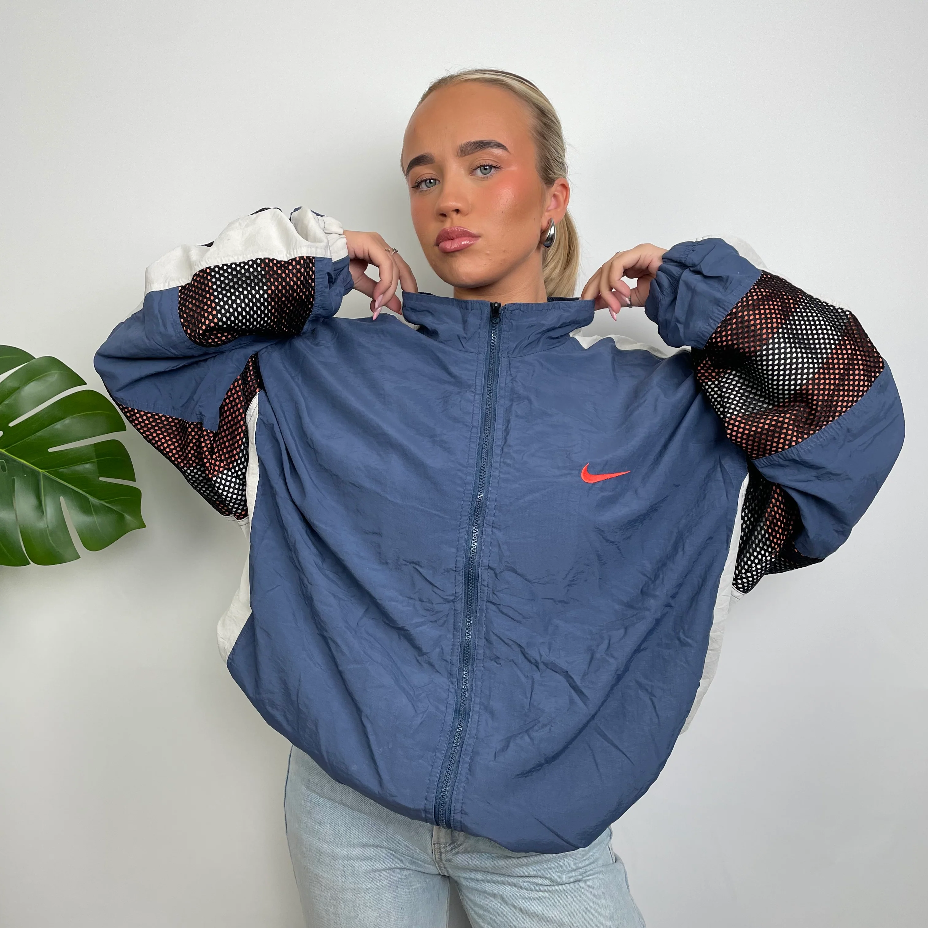 Nike Embroidered Swoosh Windbreaker Jacket (L) - Image 2