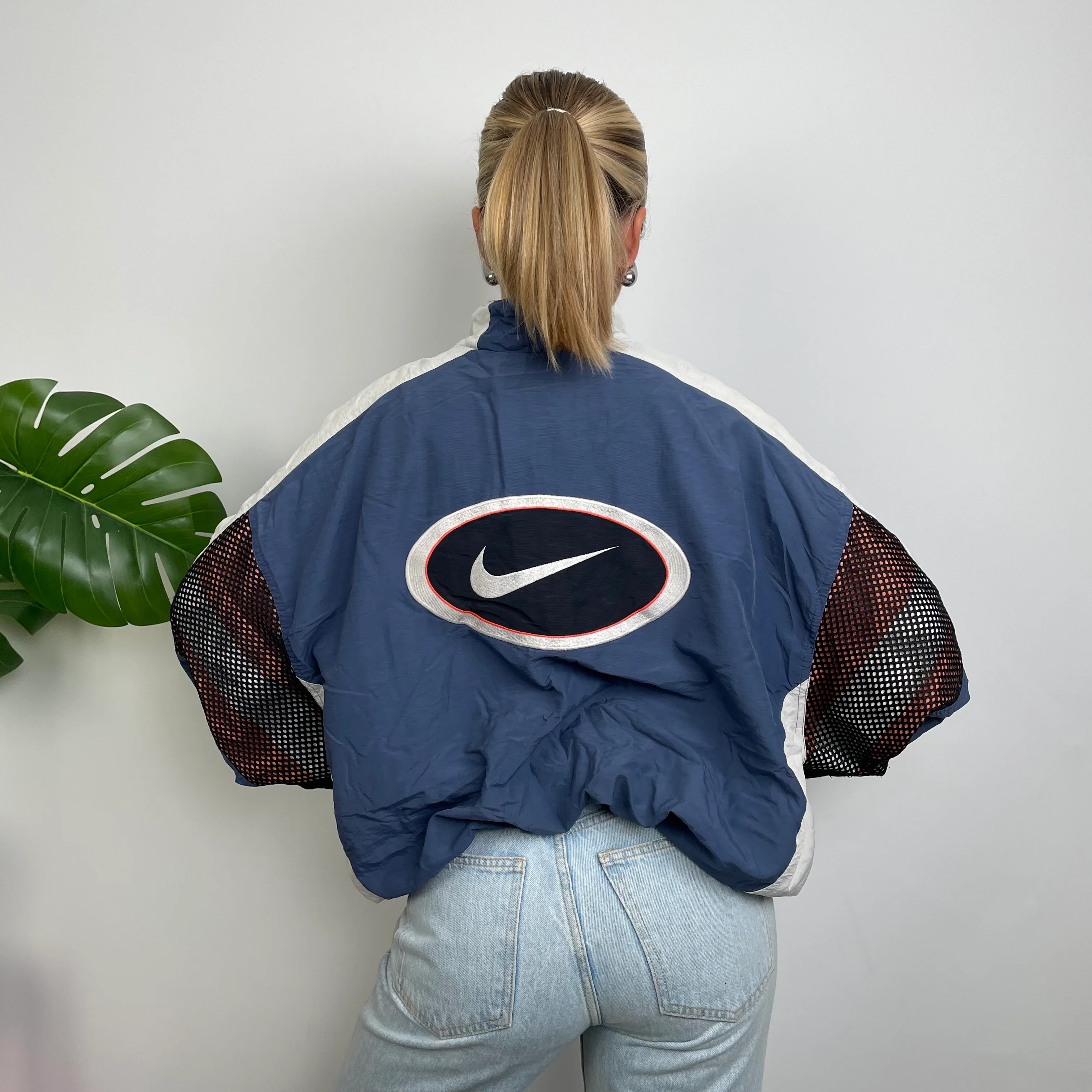 Nike Embroidered Swoosh Windbreaker Jacket (L) - Image 4