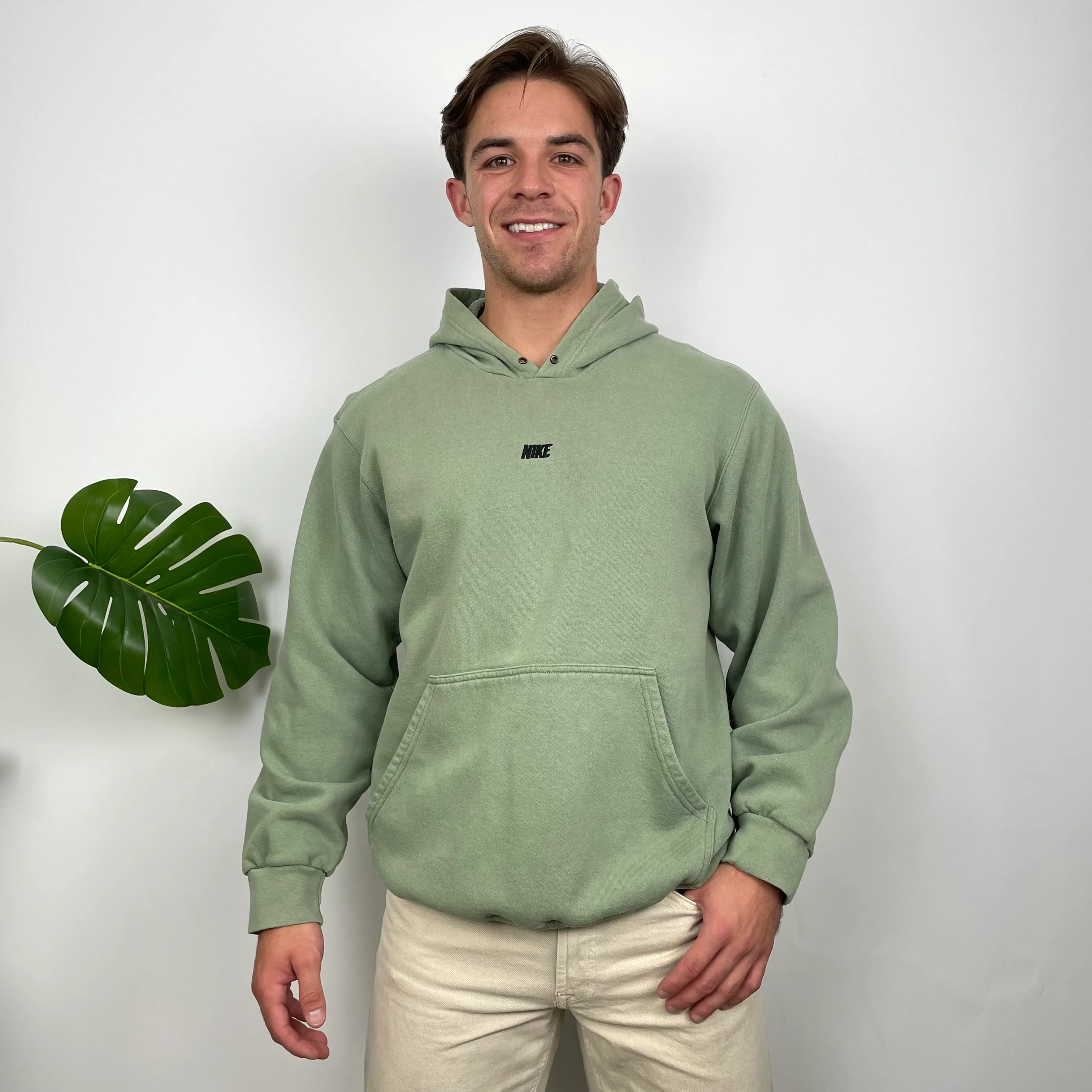 Nike Green Embroidered Spell Out Hoodie (M) - Image 2