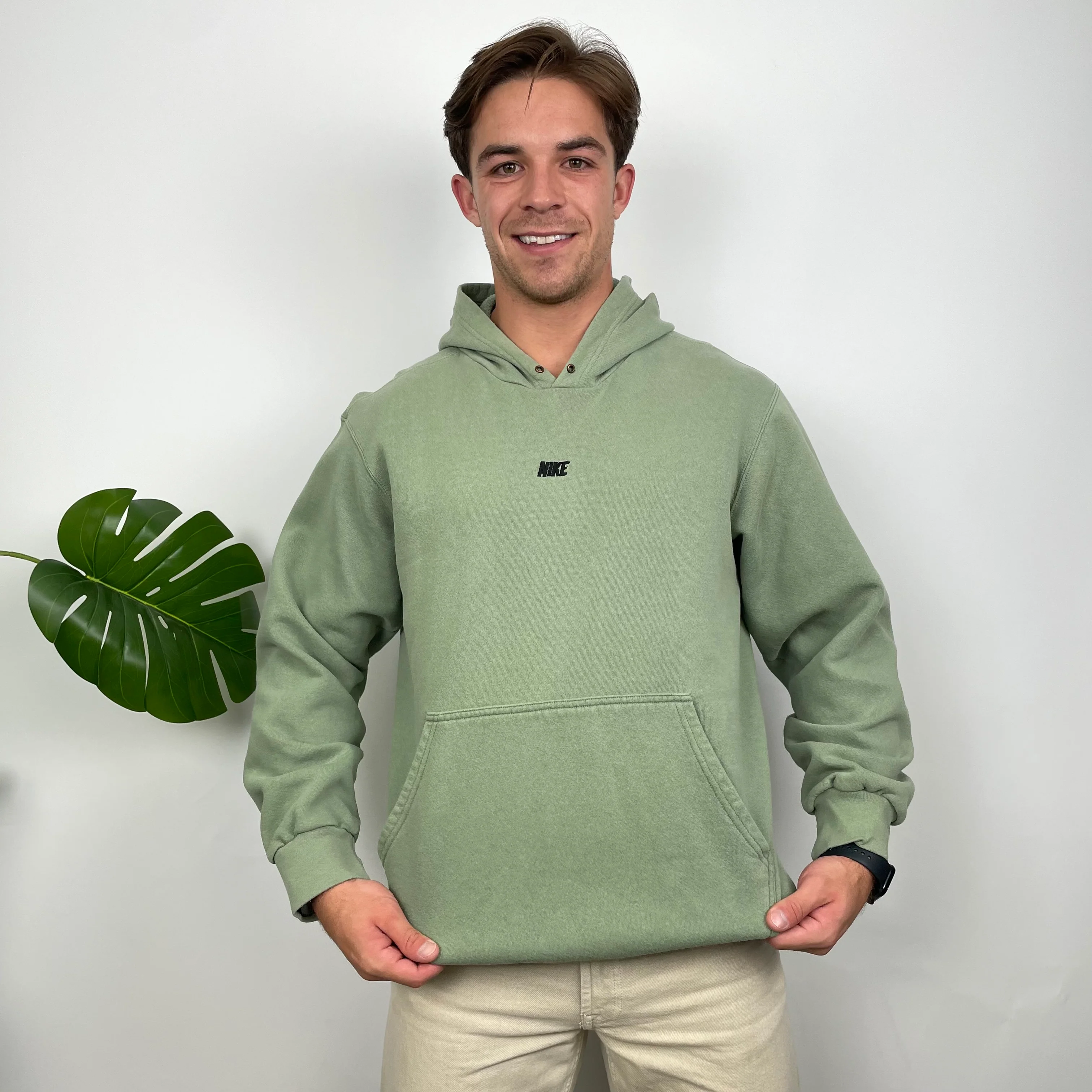 Nike Green Embroidered Spell Out Hoodie (M) - Image 4