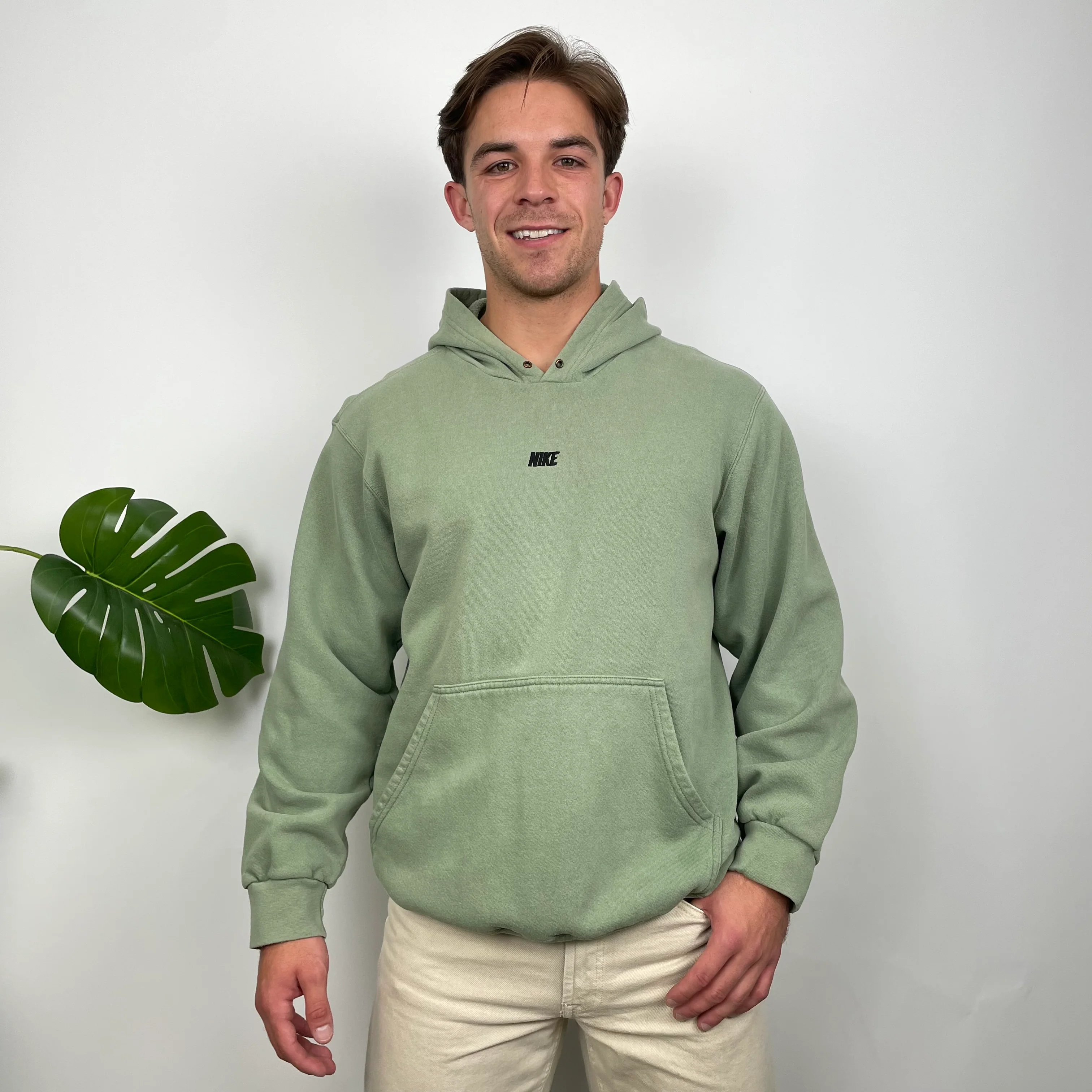 Nike Green Embroidered Spell Out Hoodie (M) - Image 6