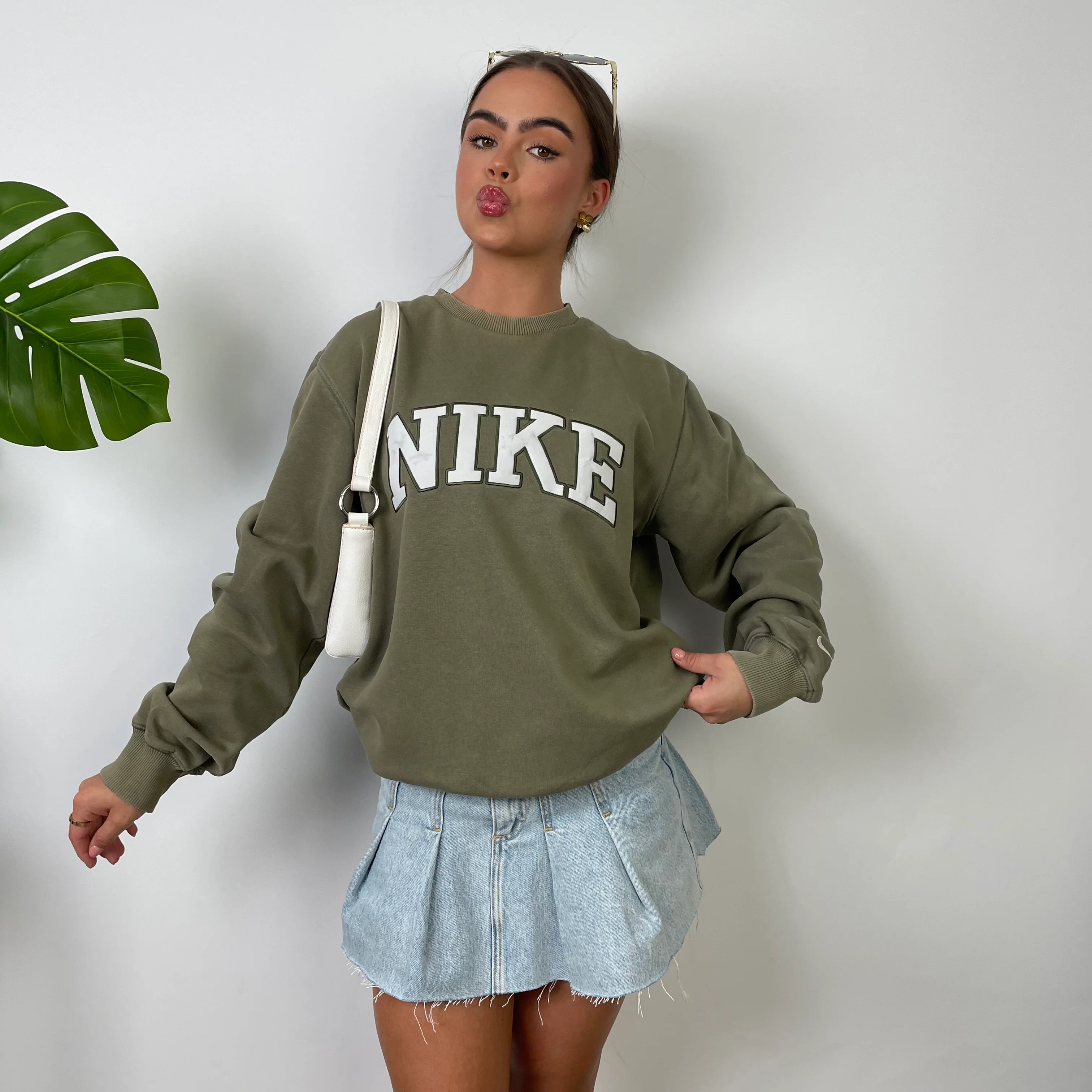 Nike Green Embroidered Spell Out Sweatshirt (M) - Image 3