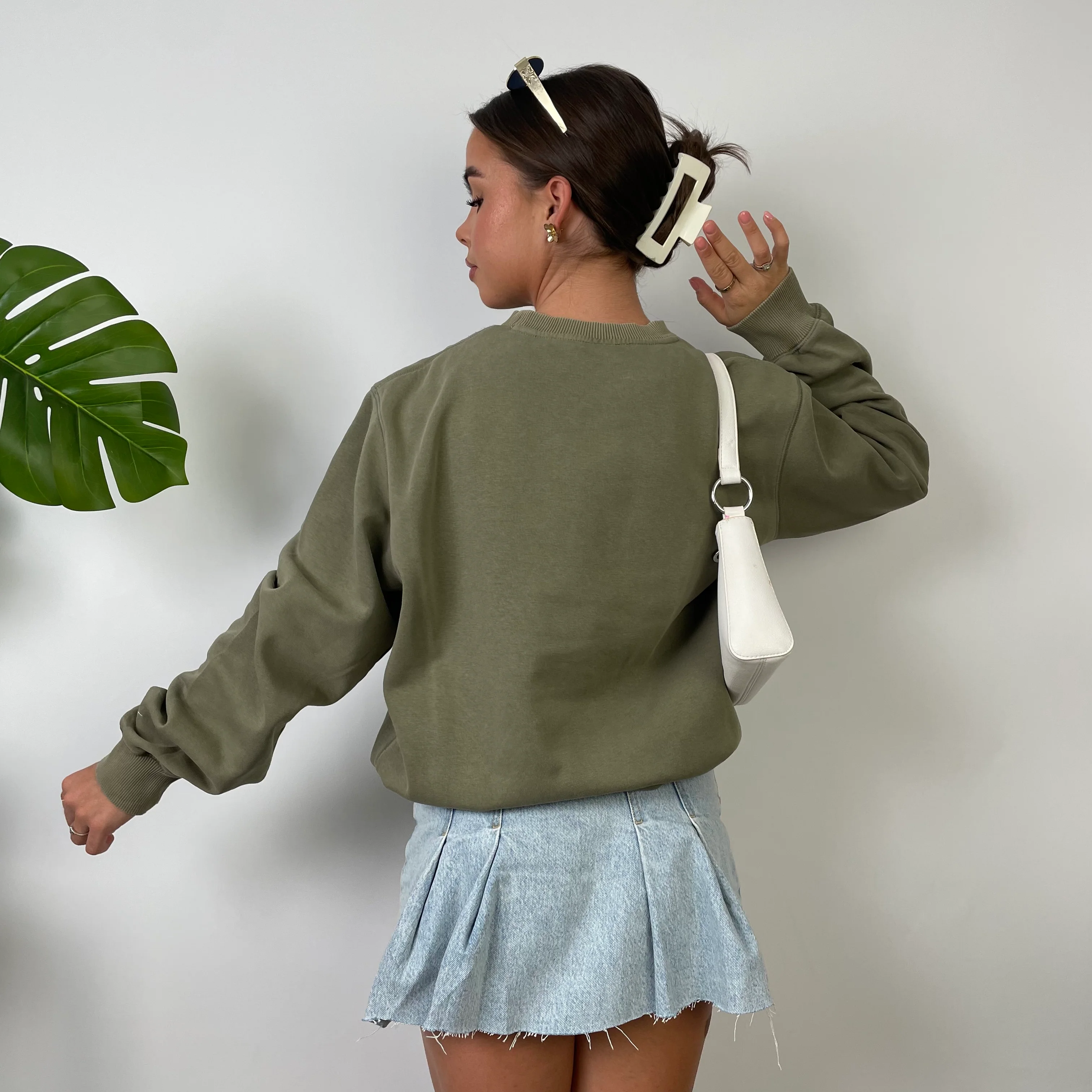 Nike Green Embroidered Spell Out Sweatshirt (M) - Image 6