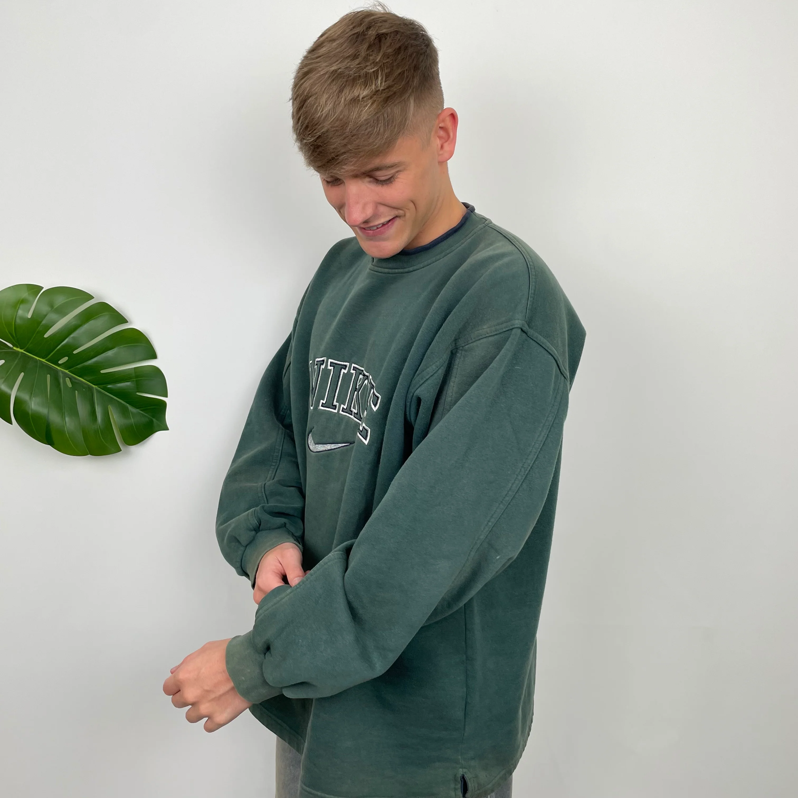 Nike Green Embroidered Spell Out Sweatshirt (XXL) - Image 3