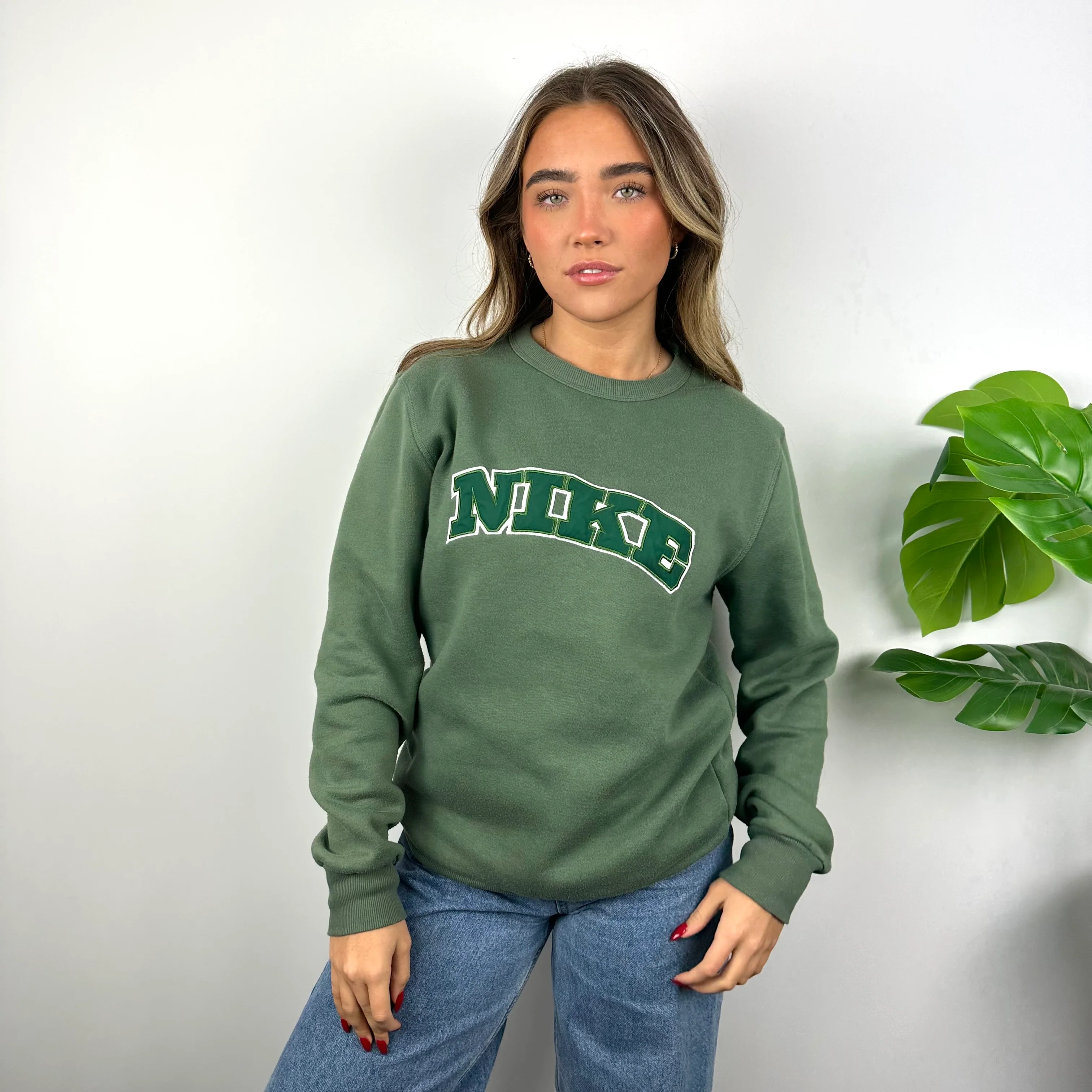 Nike Green Embroidered Spell Out Sweatshirt (M) - Image 5