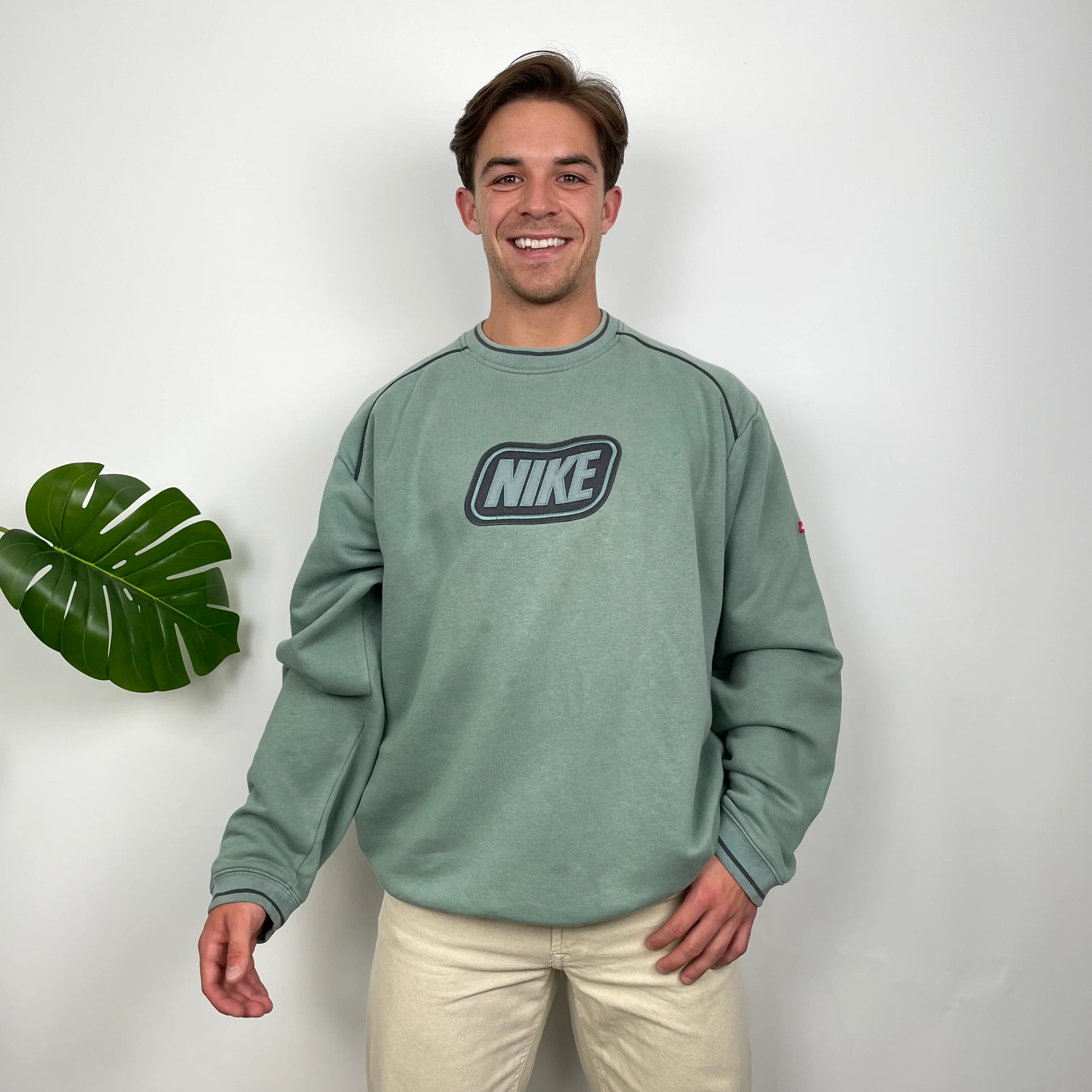 Nike Green Embroidered Spell Out Sweatshirt (XL) - Image 2