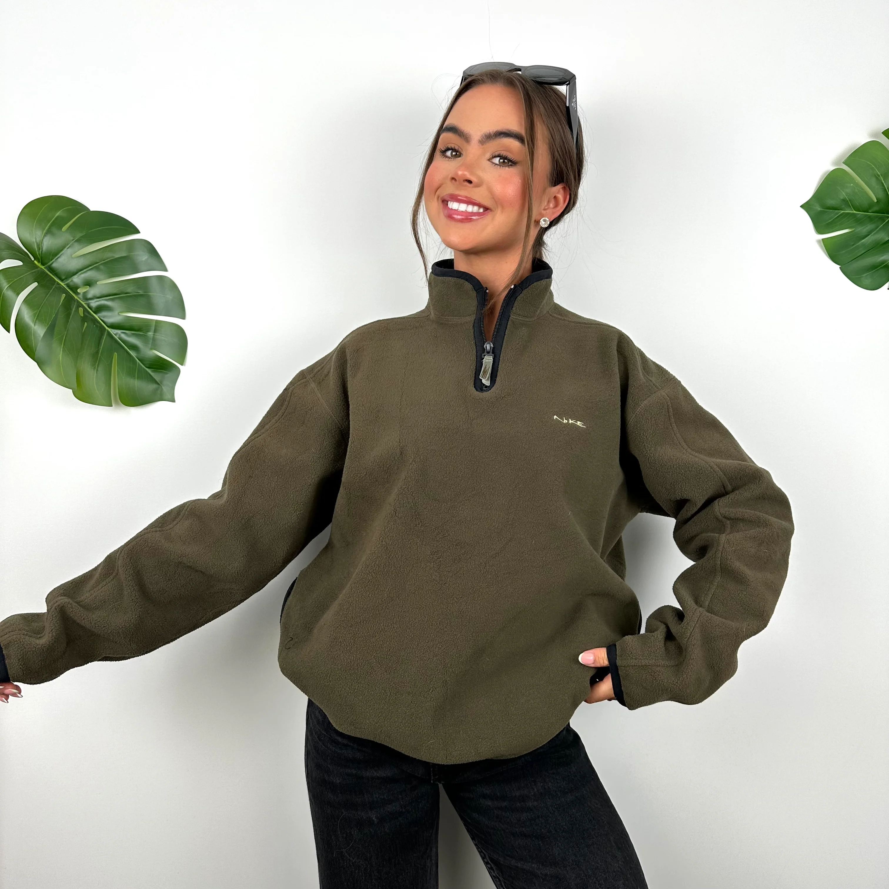 Nike Green Embroidered Spell Out Teddy Bear Fleece Quarter Zip Sweatshirt (M) - Image 2