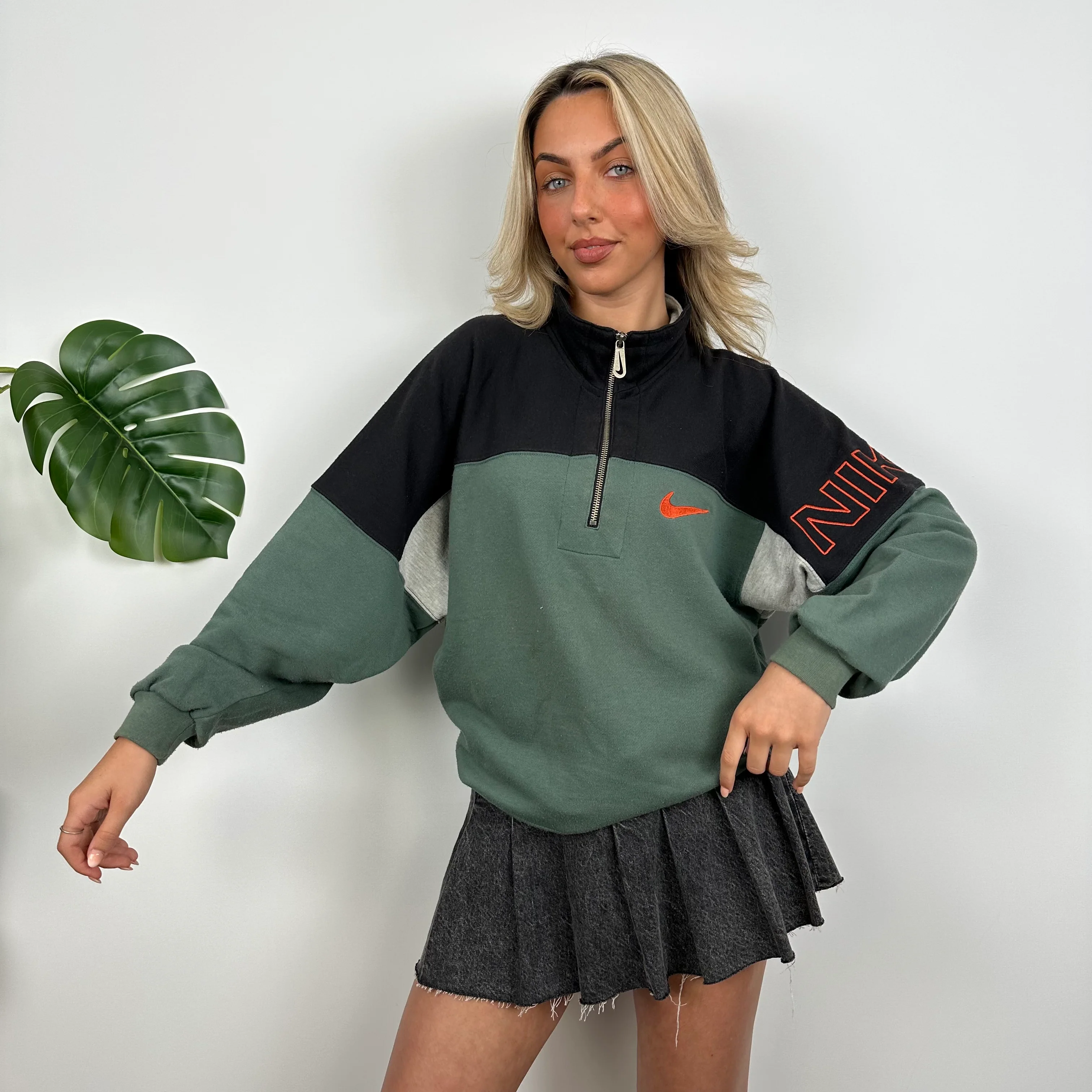 Nike Green Embroidered Swoosh Quarter Zip (M) - Image 2