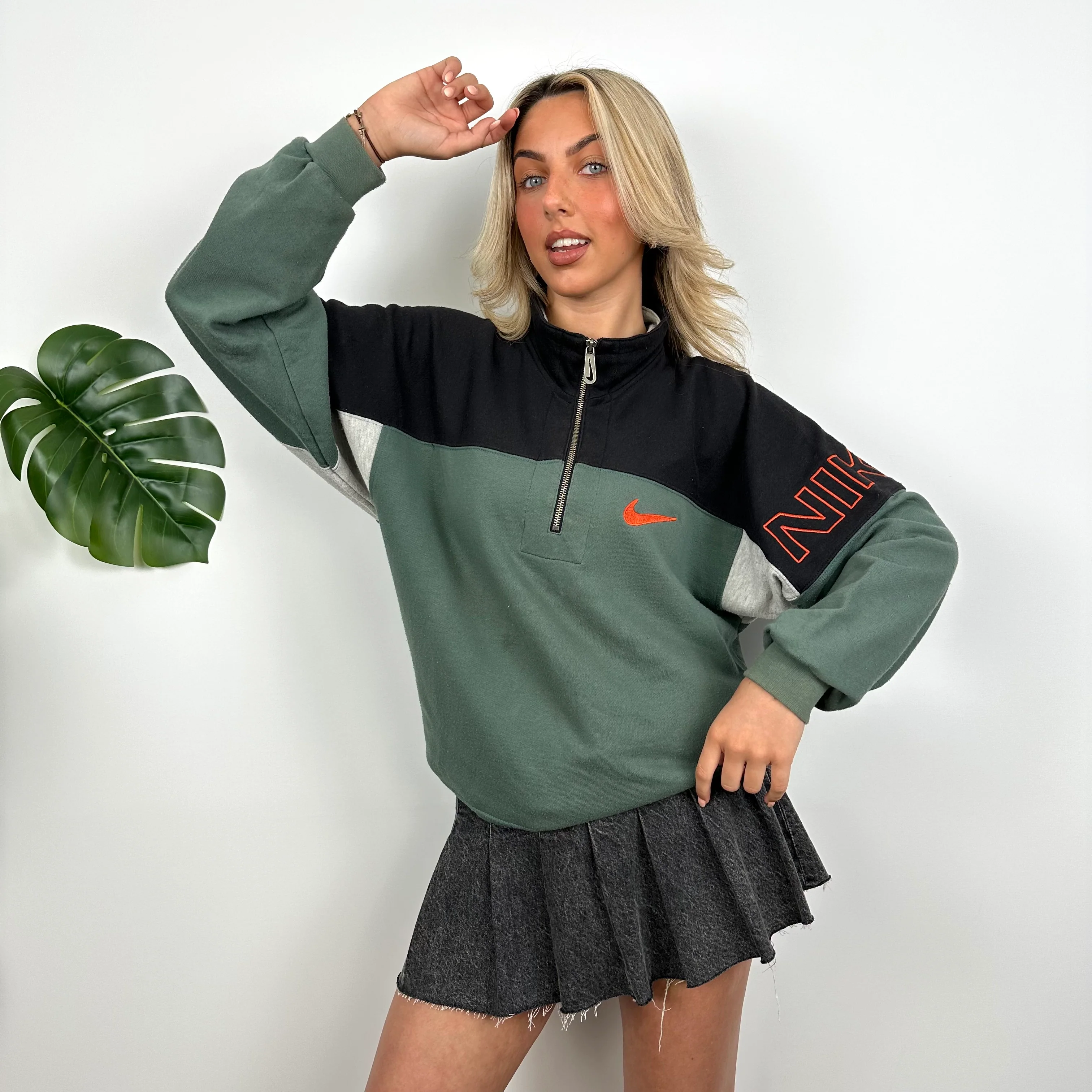 Nike Green Embroidered Swoosh Quarter Zip (M) - Image 3