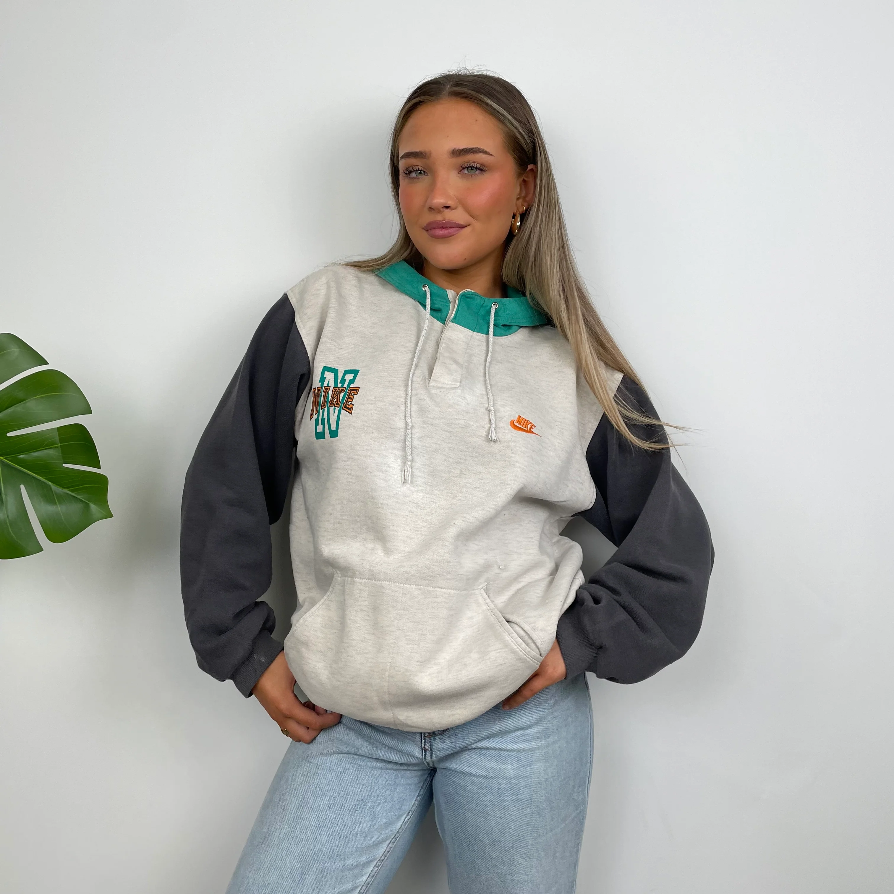 Nike Grey Embroidered Nike Hoodie (L) - Image 12