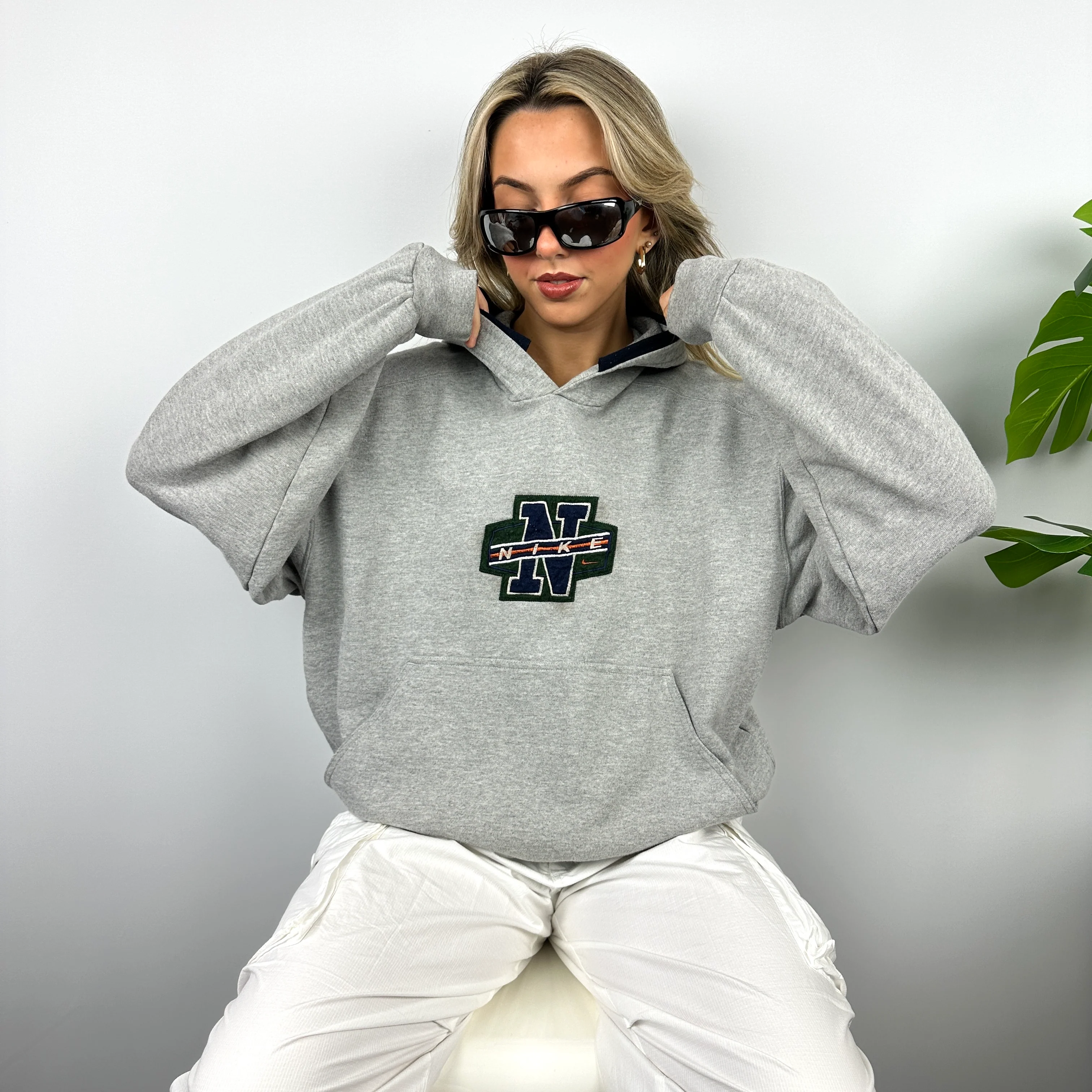 Nike Grey Embroidered Spell Out Hoodie (M) - Image 3