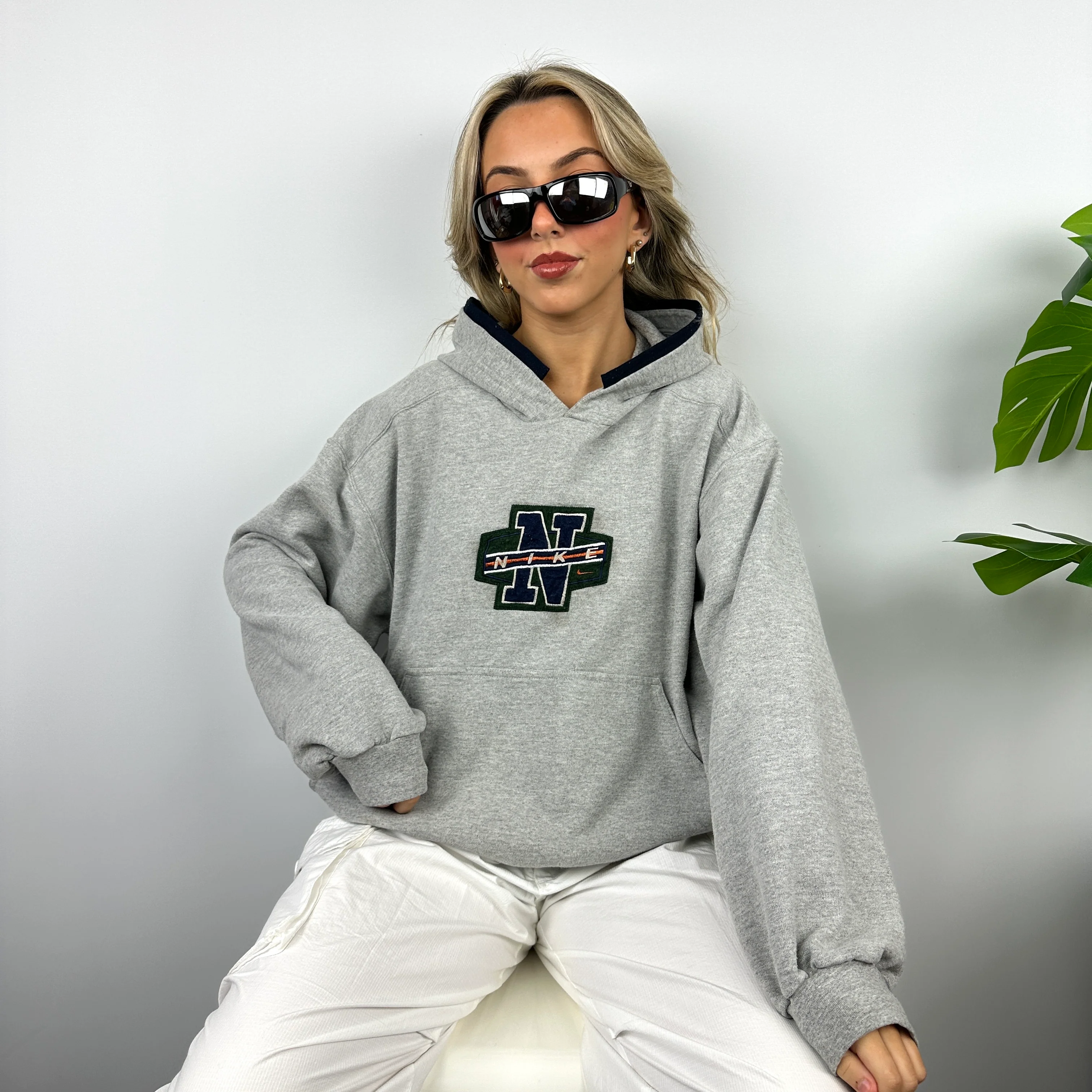 Nike Grey Embroidered Spell Out Hoodie (M) - Image 8