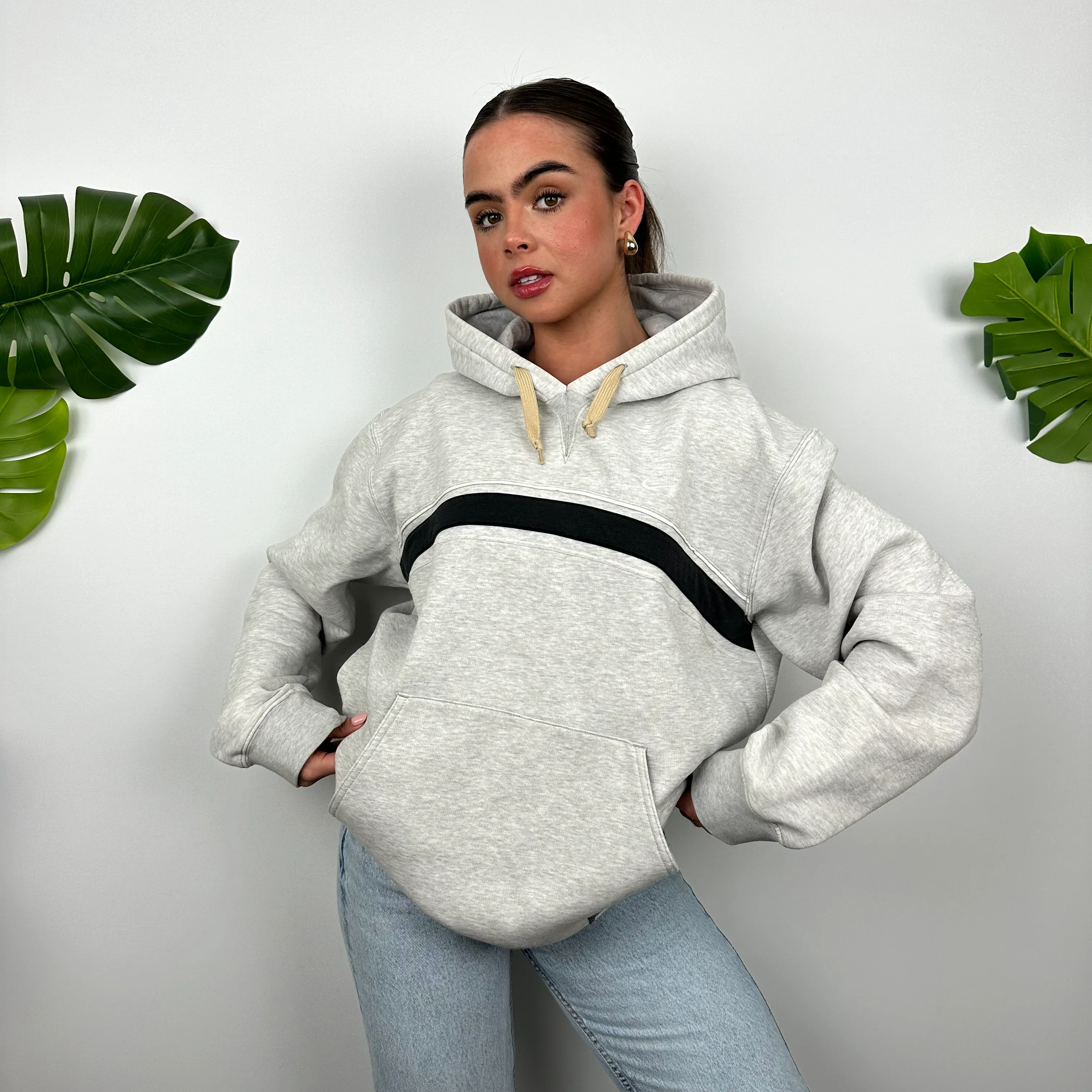Nike Grey Embroidered Spell Out Hoodie (M) - Image 5