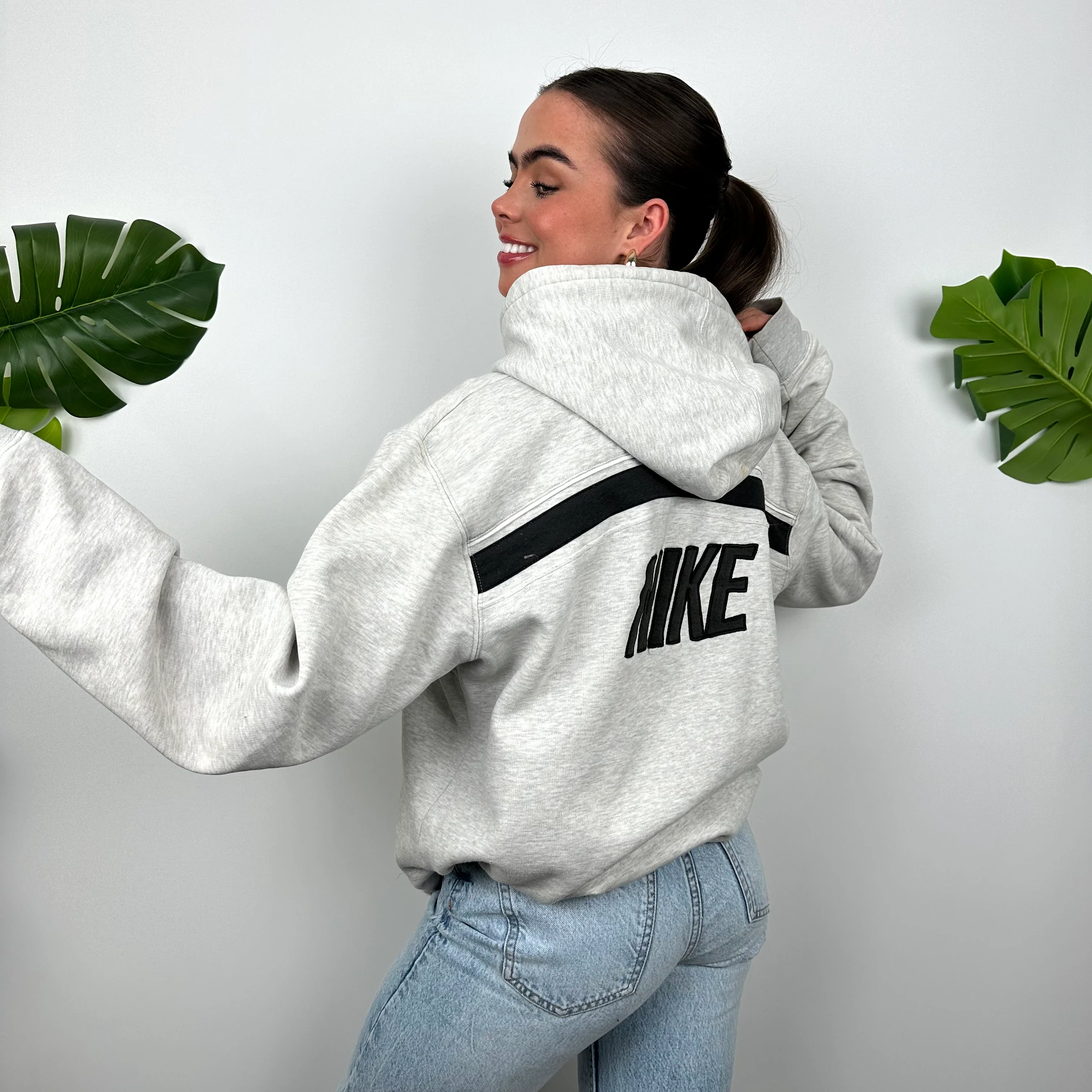 Nike Grey Embroidered Spell Out Hoodie (M) - Image 8