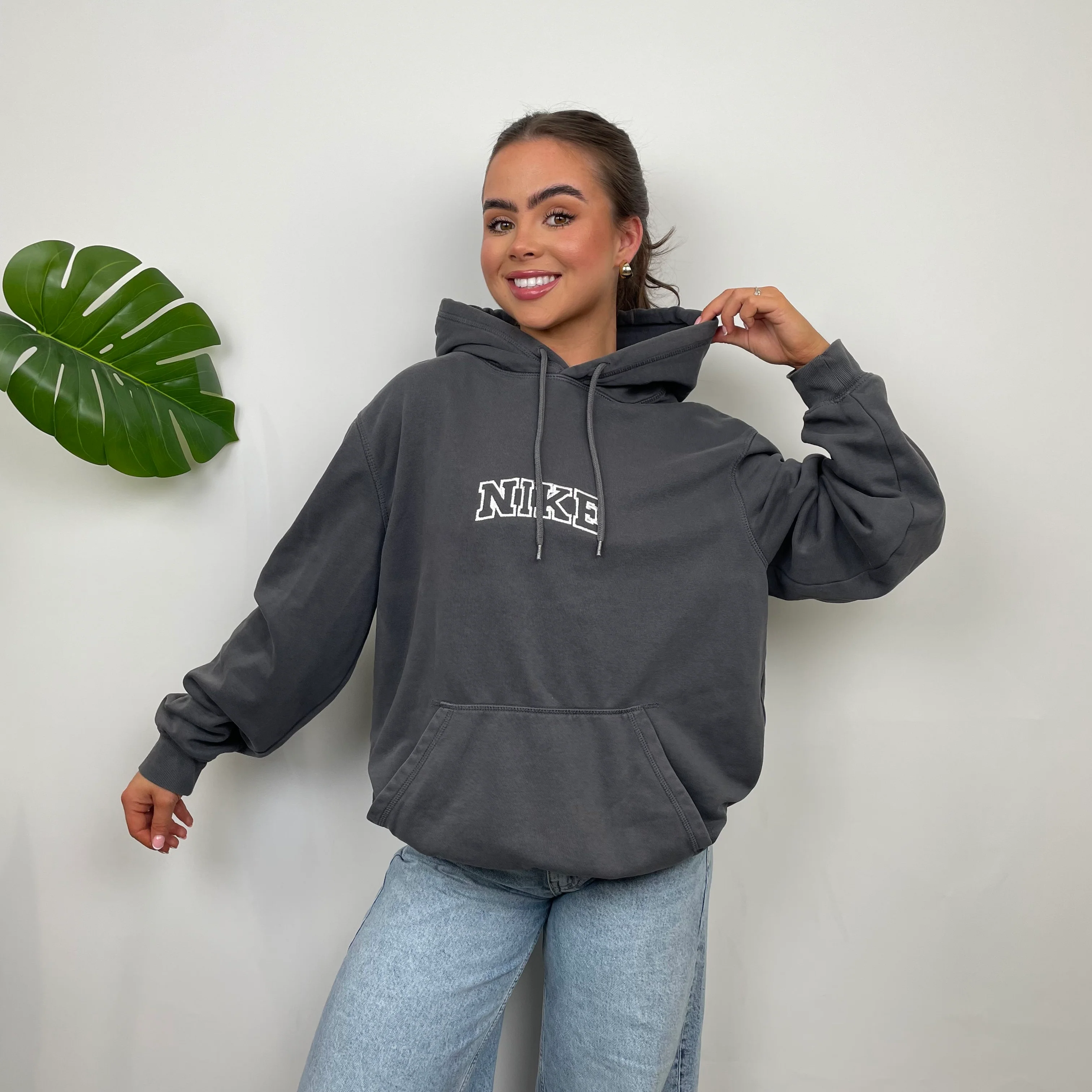 Nike Grey Embroidered Spell Out Hoodie (L) - Image 5