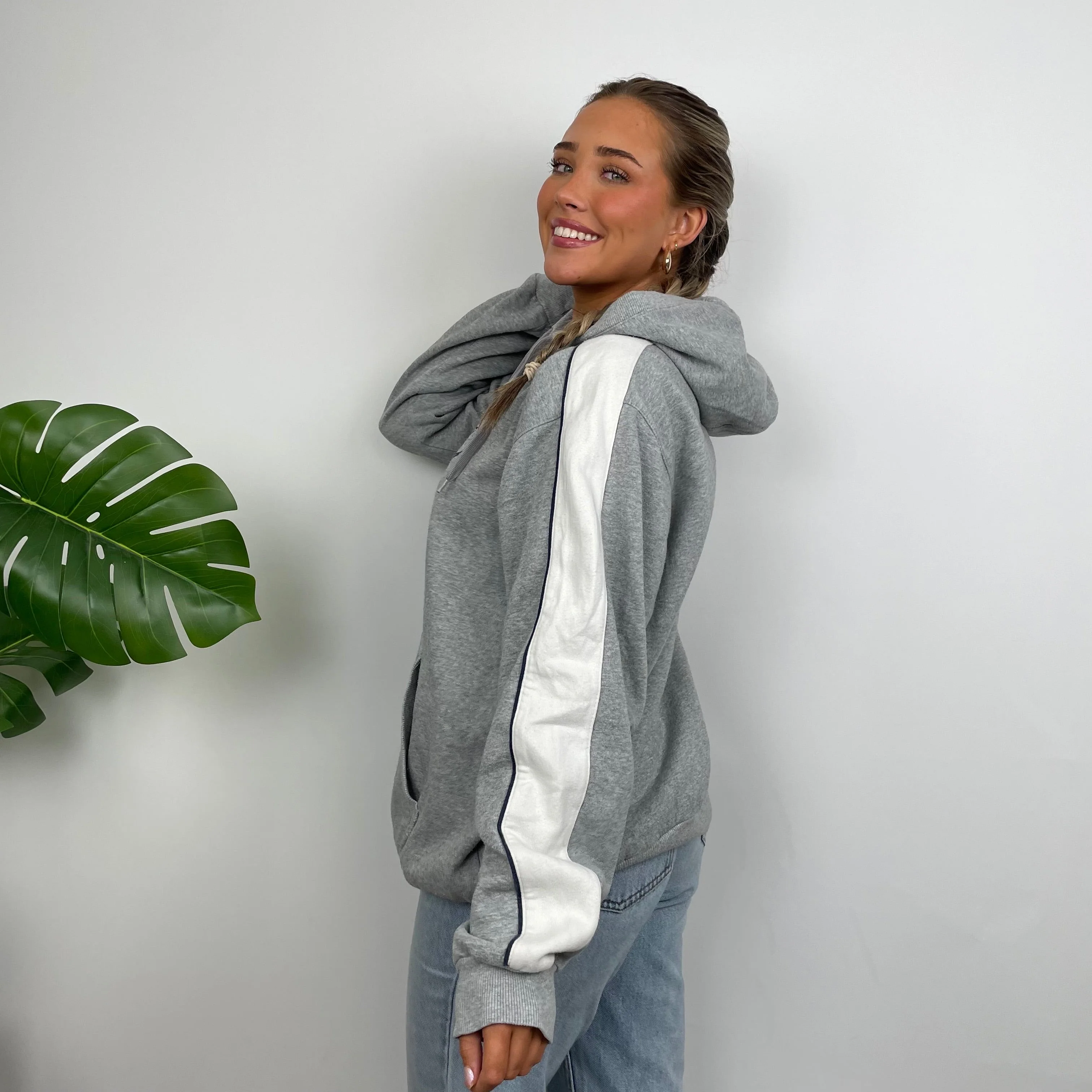 Nike Grey Embroidered Spell Out Hoodie (L) - Image 3