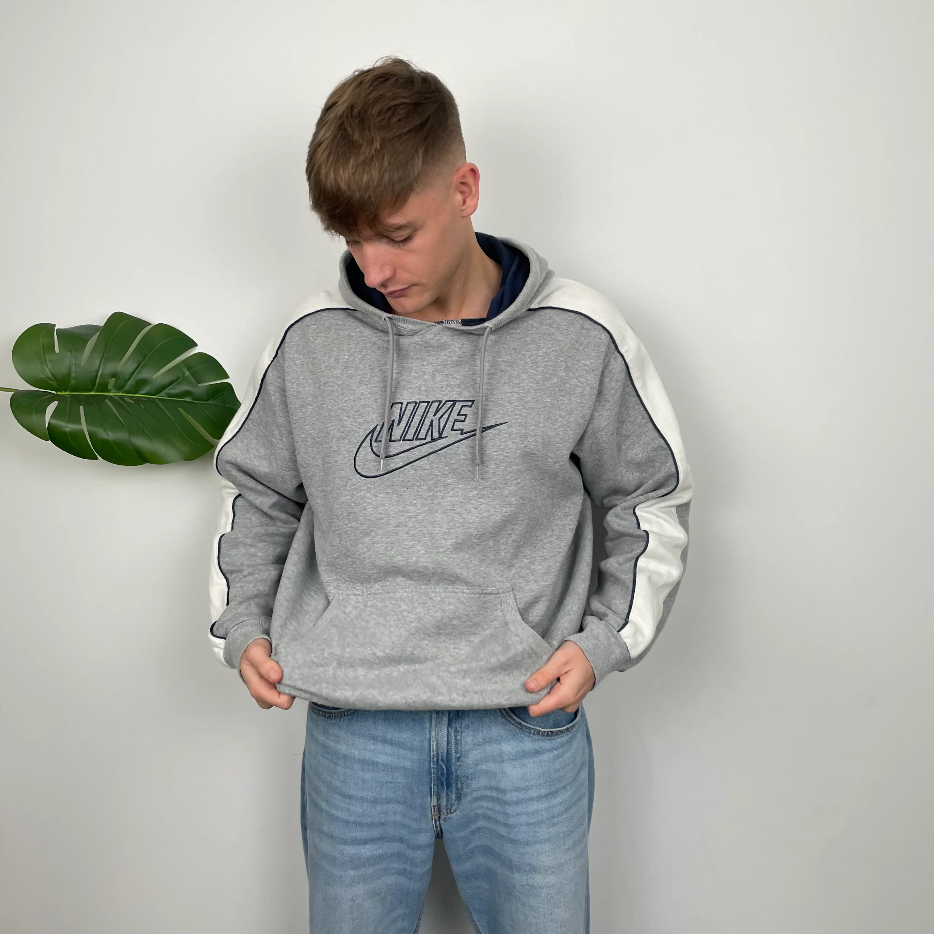Nike Grey Embroidered Spell Out Hoodie (L) - Image 4