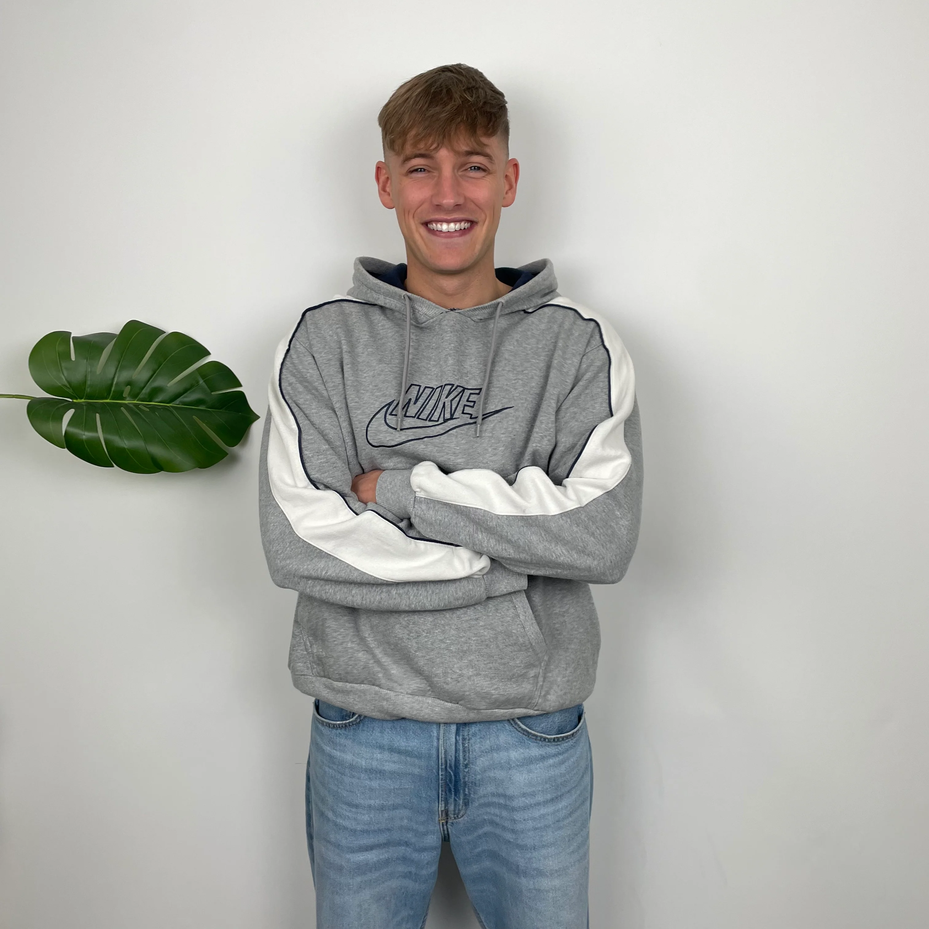 Nike Grey Embroidered Spell Out Hoodie (L) - Image 5