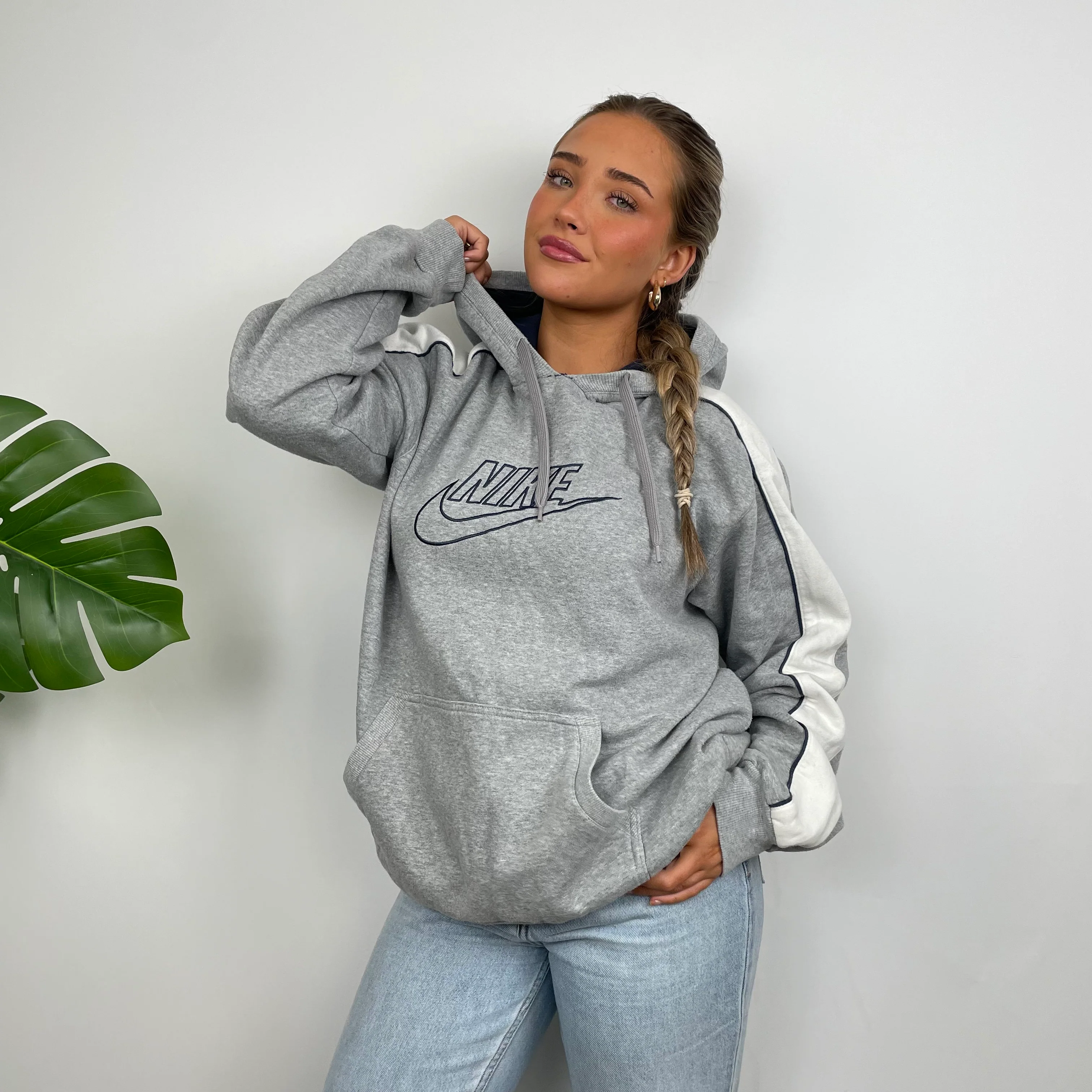 Nike Grey Embroidered Spell Out Hoodie (L) - Image 7
