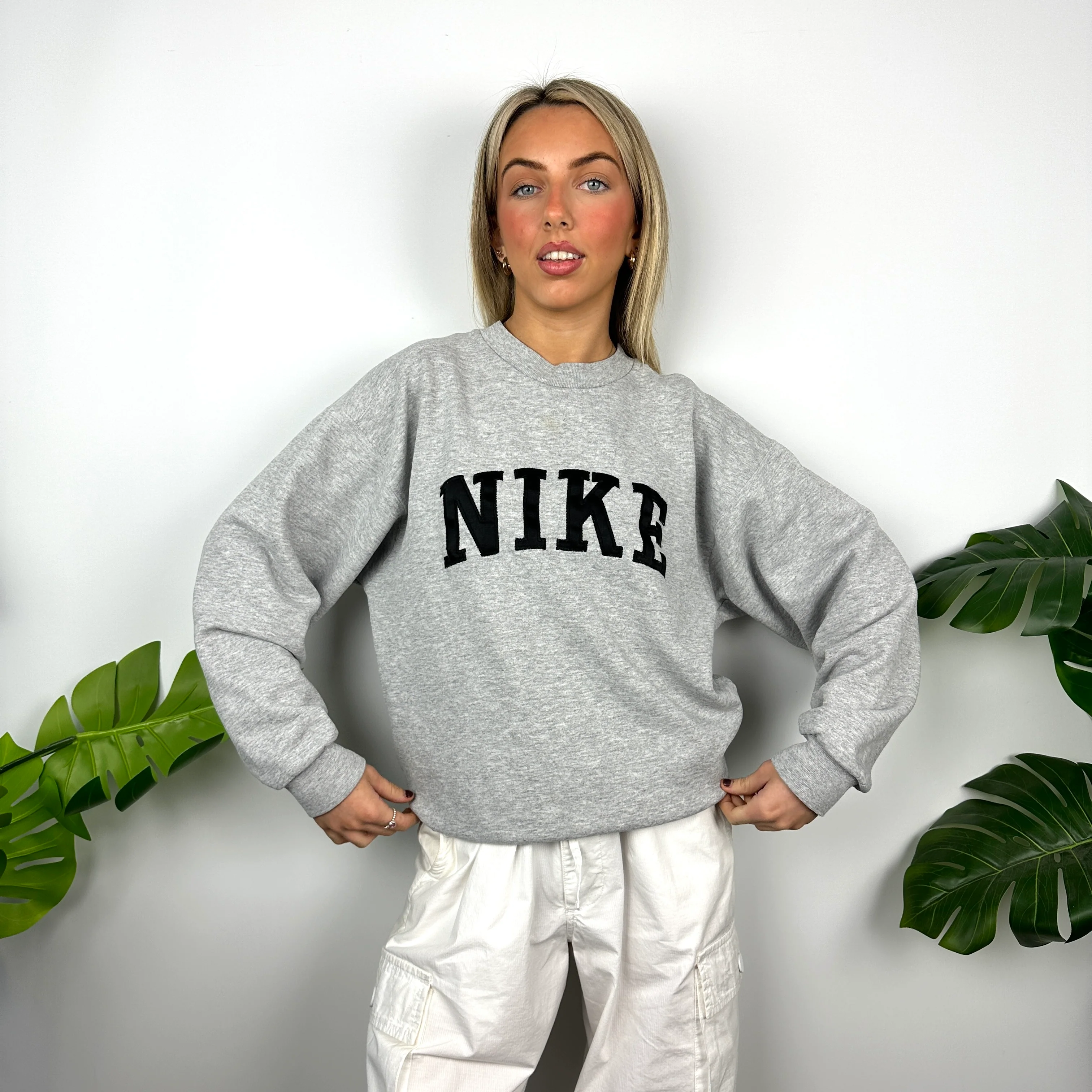 Nike Grey Embroidered Spell Out Sweatshirt (M) - Image 6