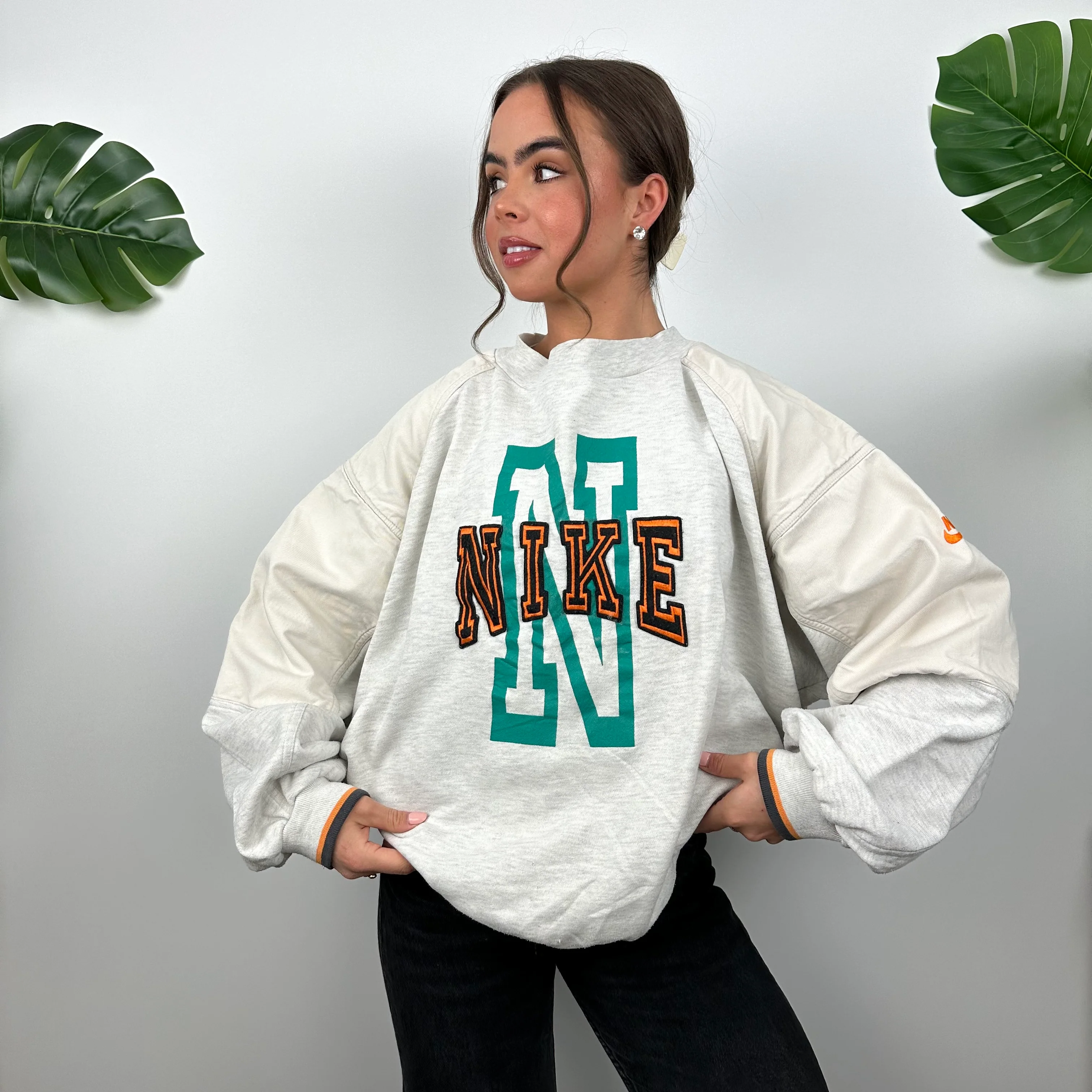 Nike Grey Embroidered Spell Out Sweatshirt (L) - Image 3