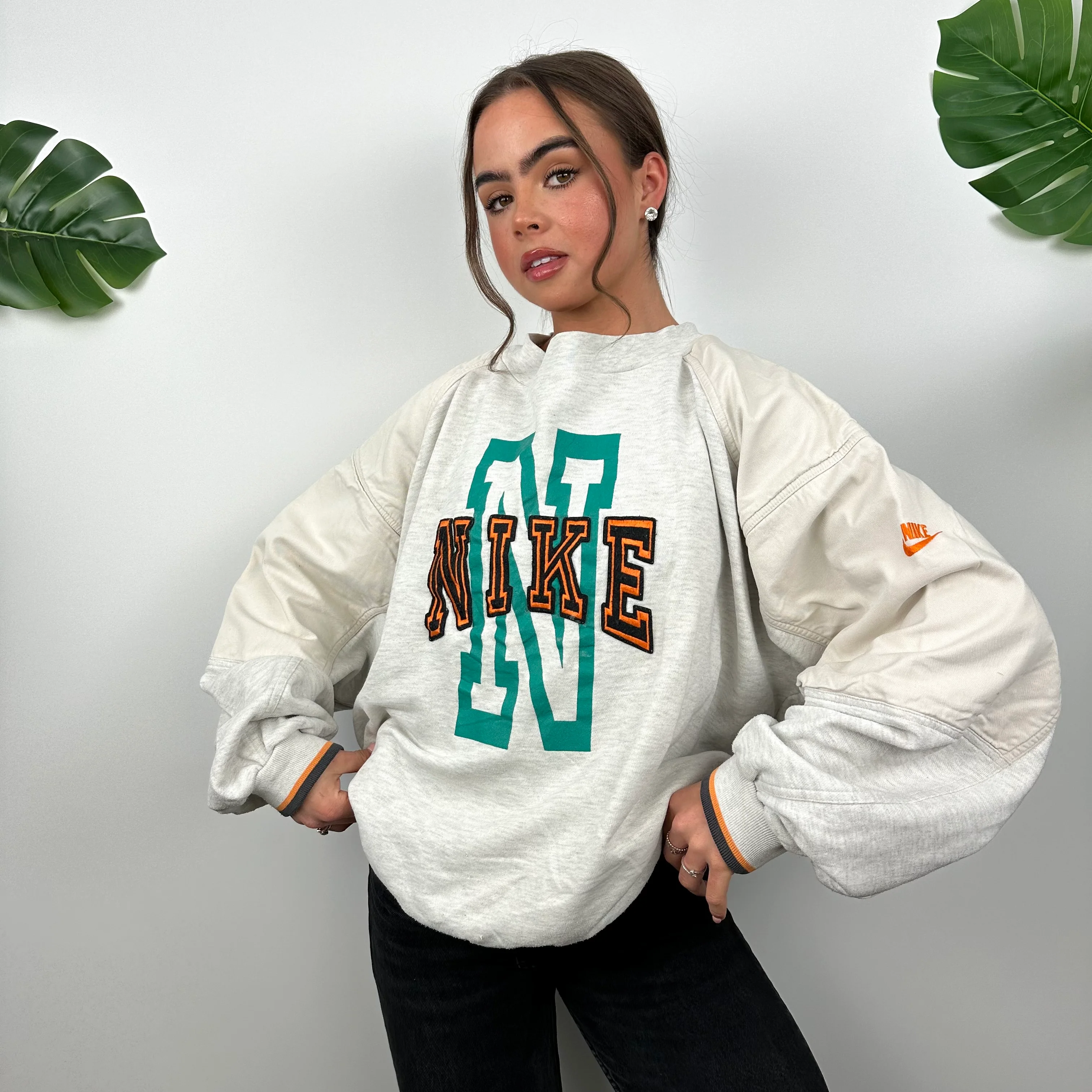 Nike Grey Embroidered Spell Out Sweatshirt (L) - Image 4
