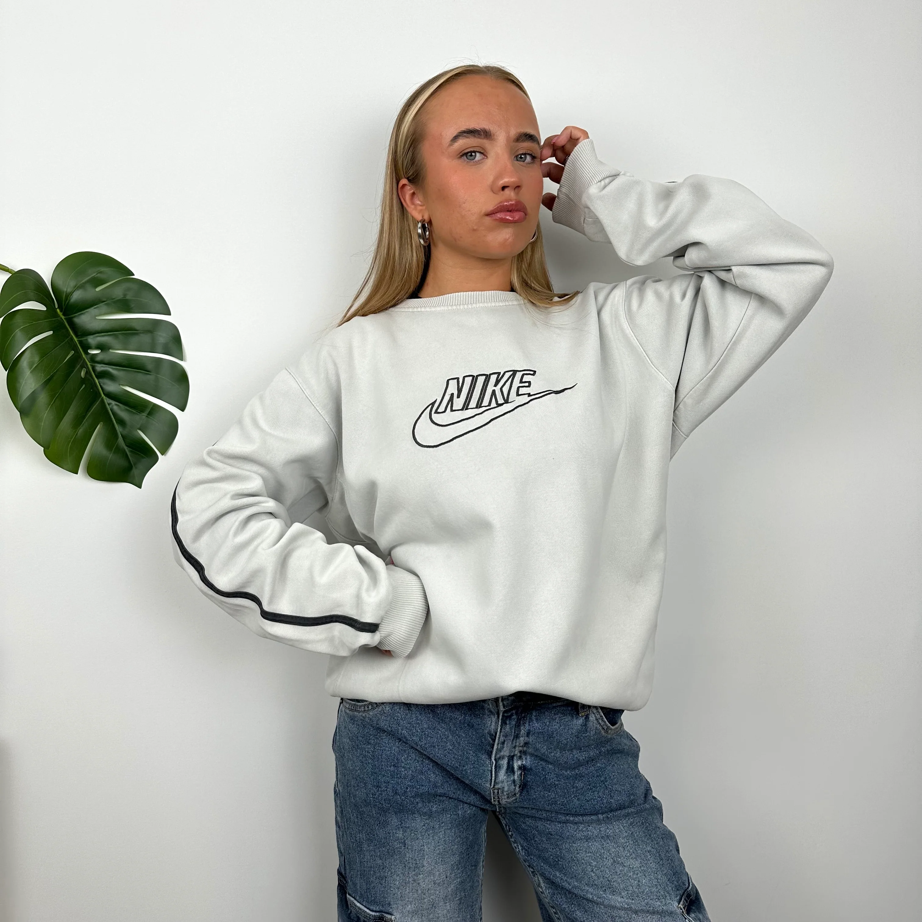 Nike Grey Embroidered Spell Out Sweatshirt (L) - Image 2