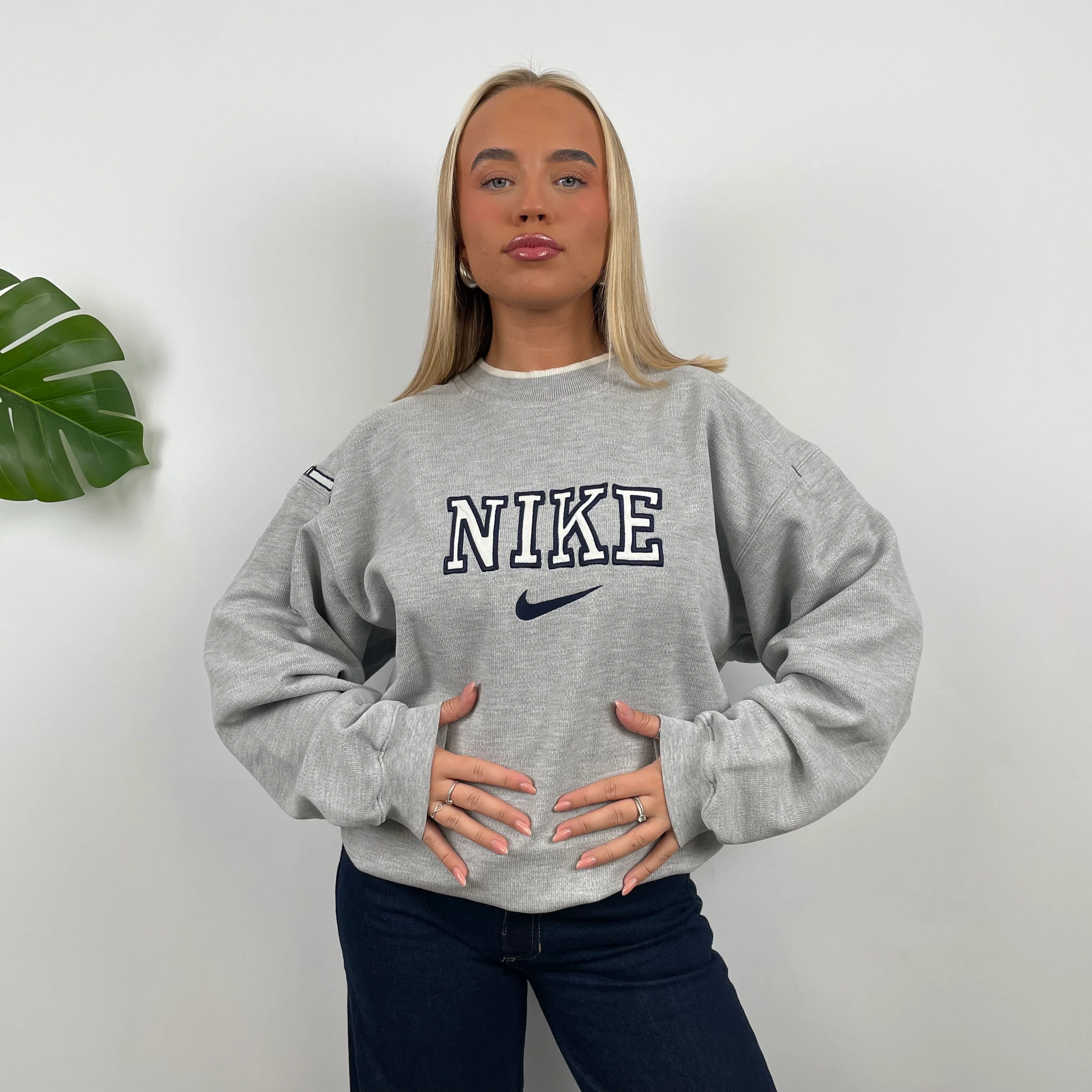 Nike Grey Embroidered Spell Out Sweatshirt (L) - Image 2