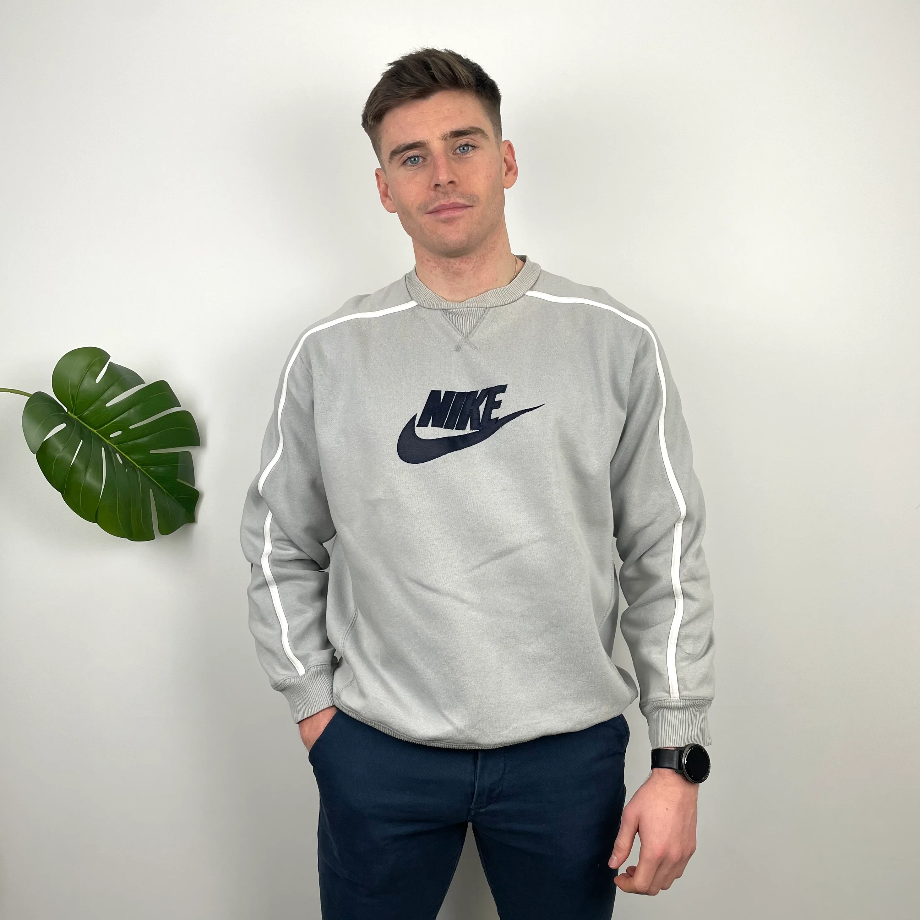 Nike Grey Embroidered Spell Out Sweatshirt (L)