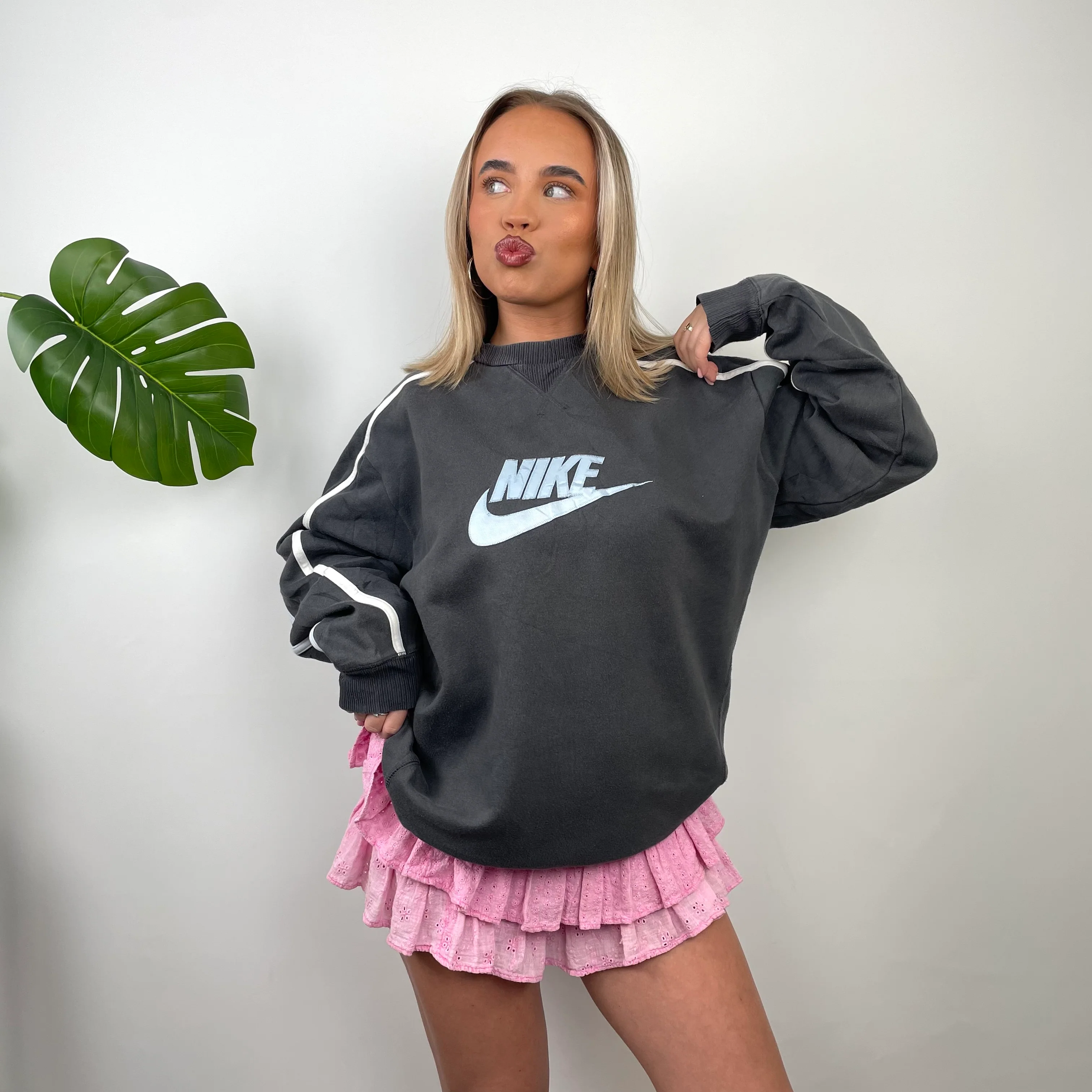 Nike Grey Embroidered Spell Out Sweatshirt (L) - Image 2