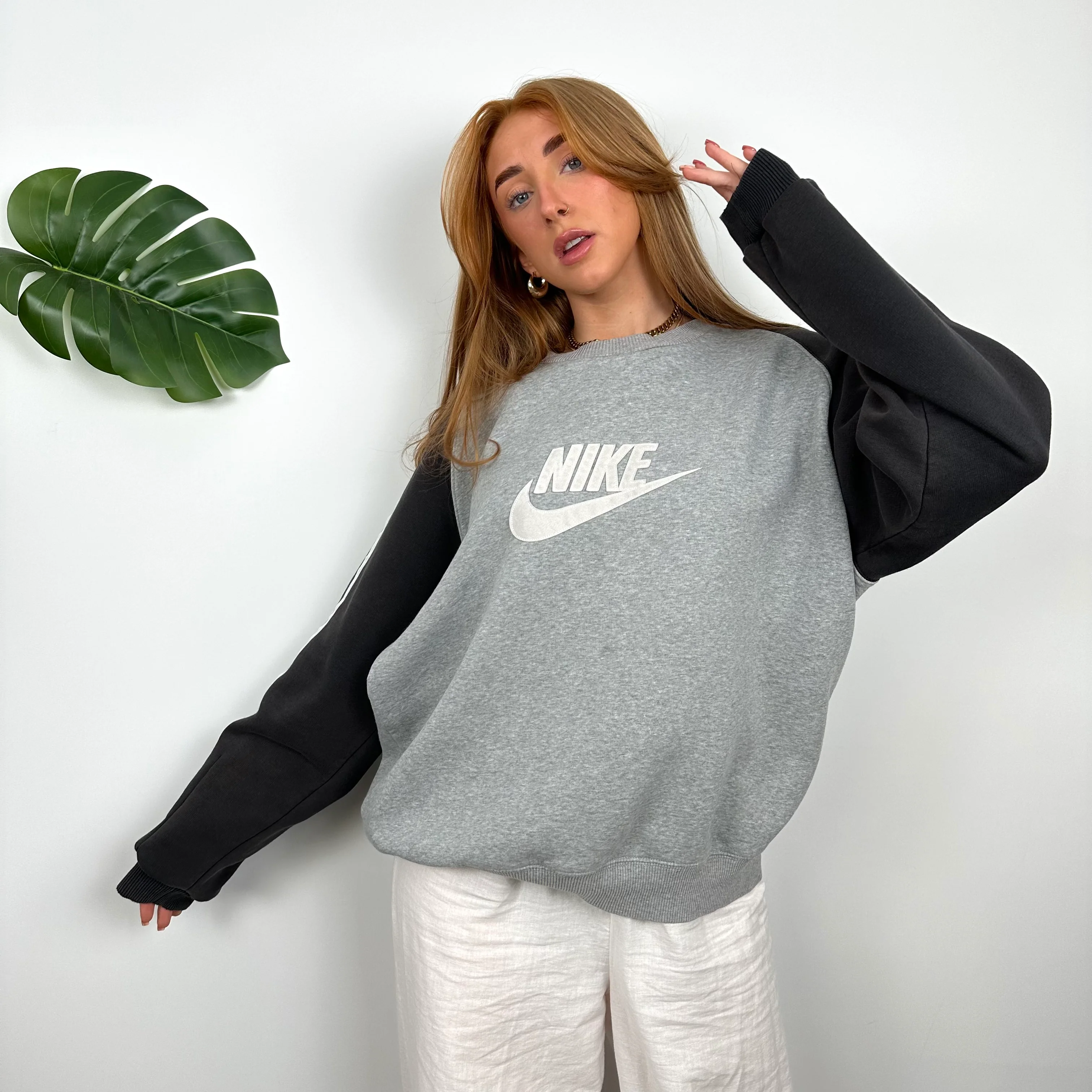 Nike Grey Embroidered Spell Out Sweatshirt (L) - Image 2