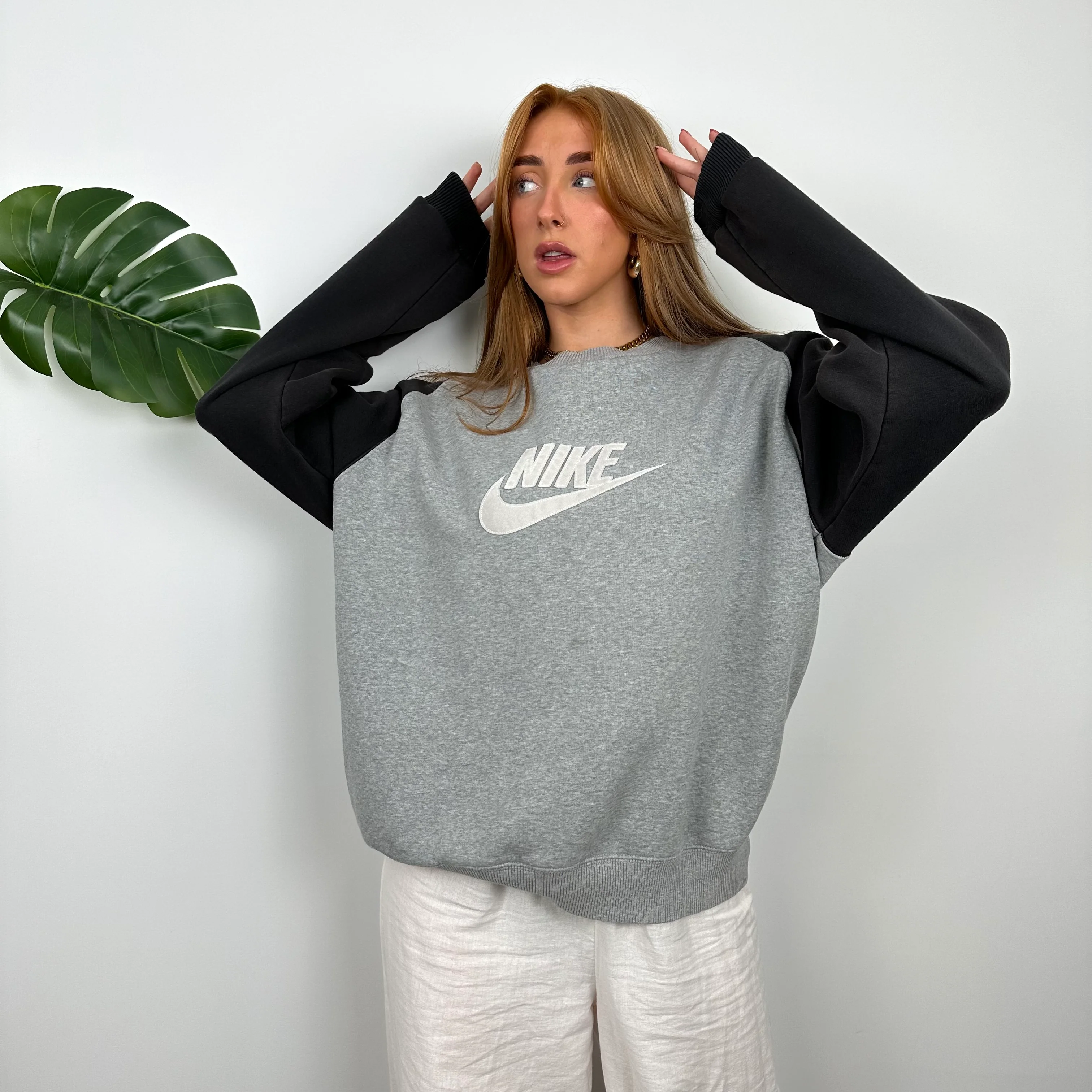 Nike Grey Embroidered Spell Out Sweatshirt (L) - Image 5
