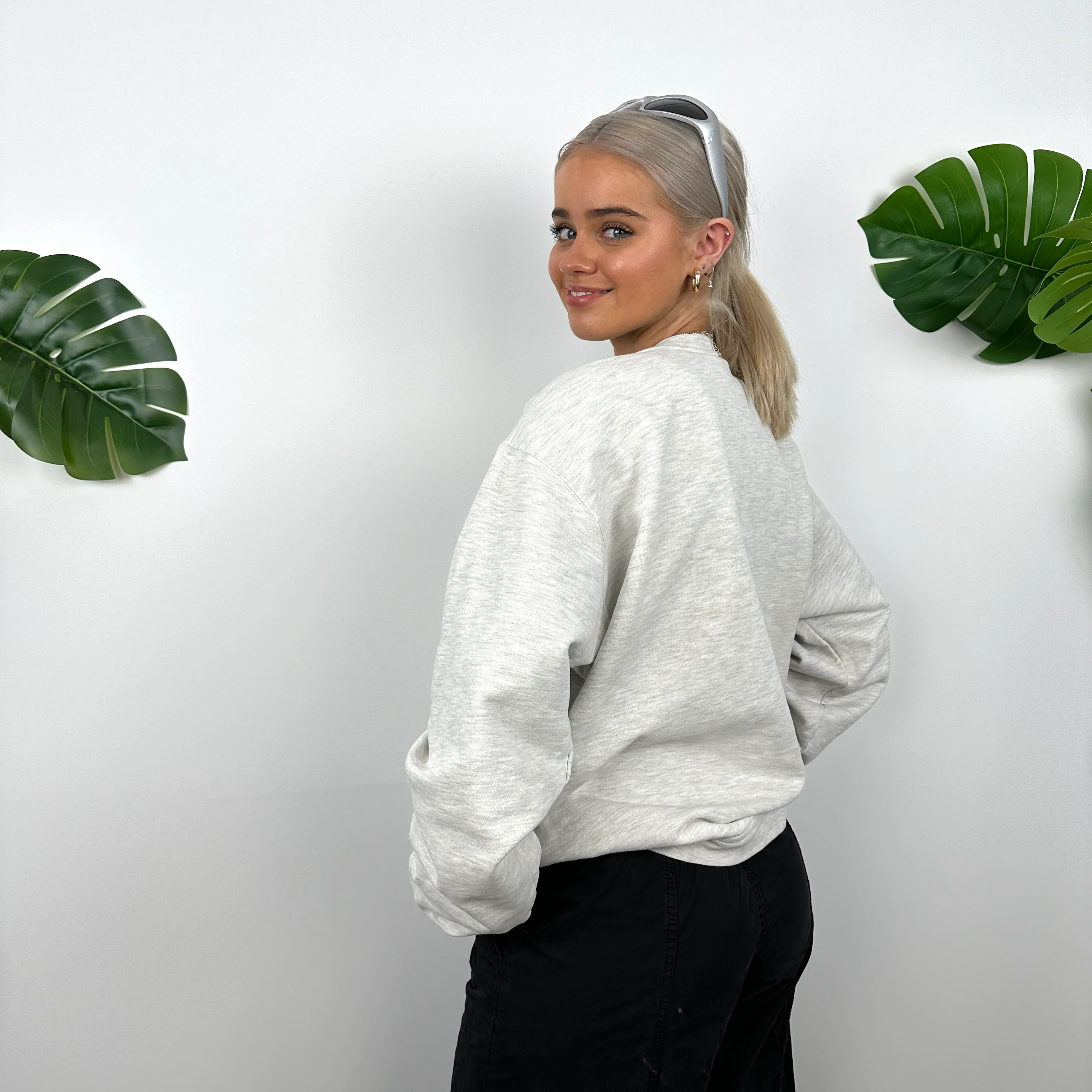 Nike Grey Embroidered Spell Out Sweatshirt (M) - Image 4