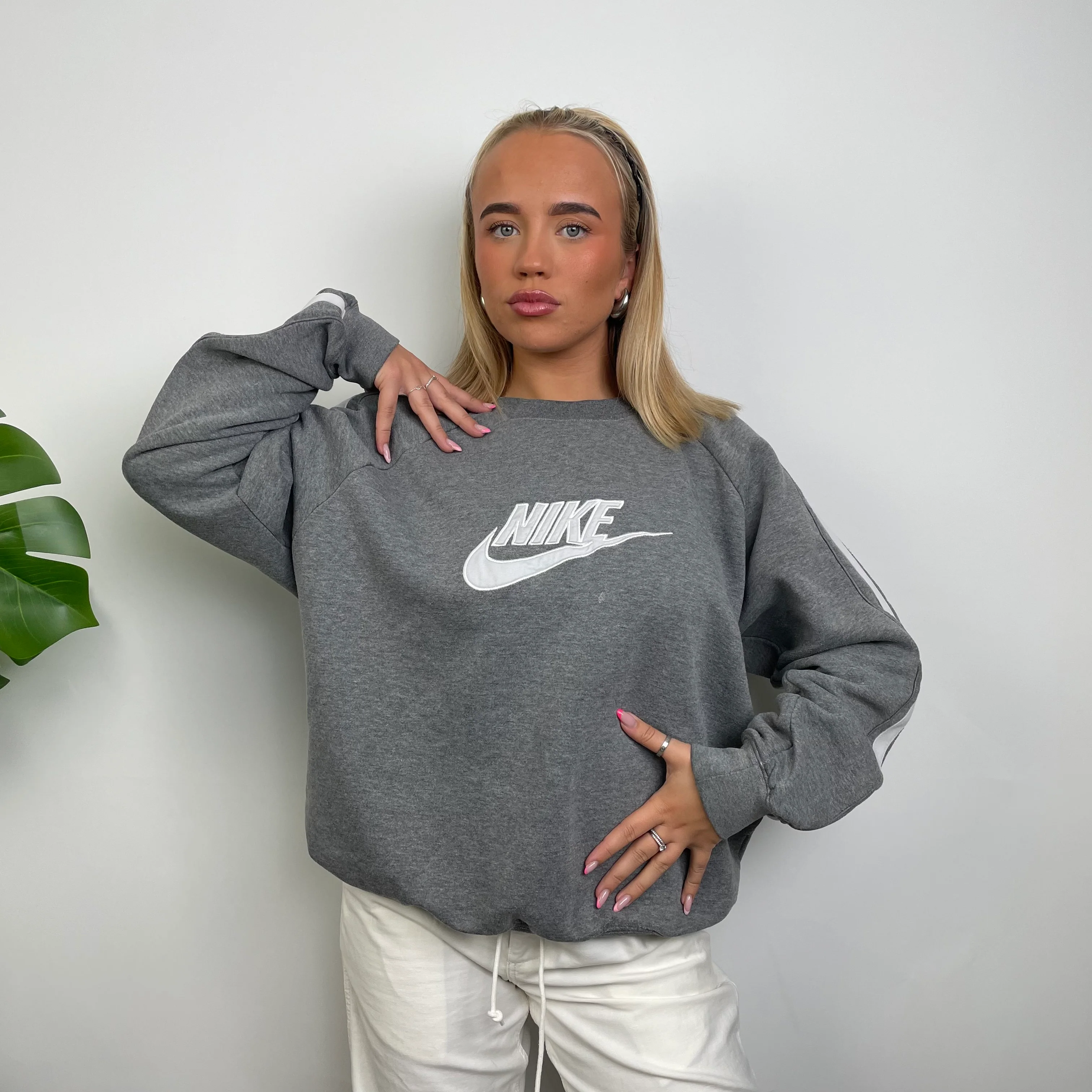 Nike Grey Embroidered Spell Out Sweatshirt (M) - Image 4
