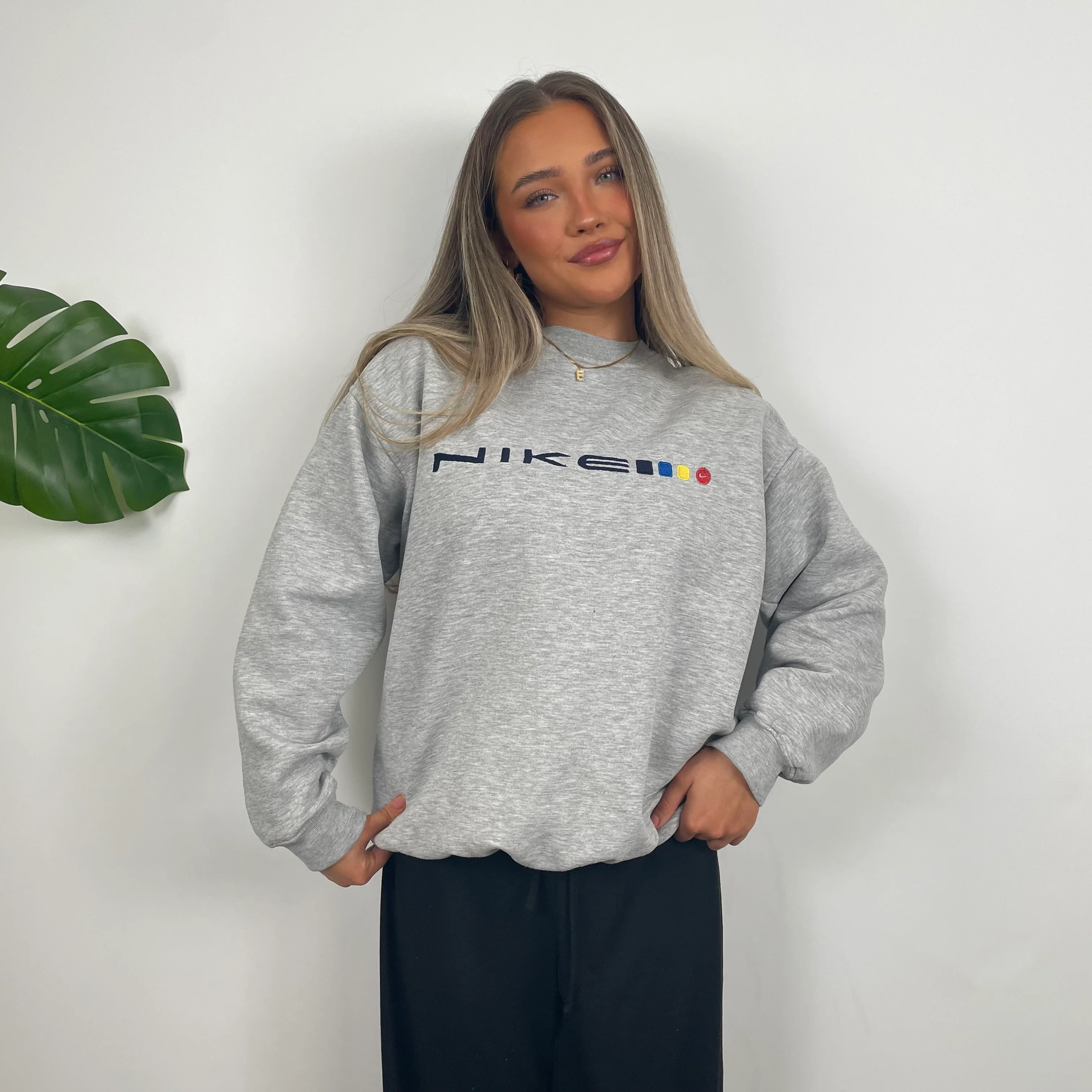 Nike Grey Embroidered Spell Out Sweatshirt (M) - Image 3