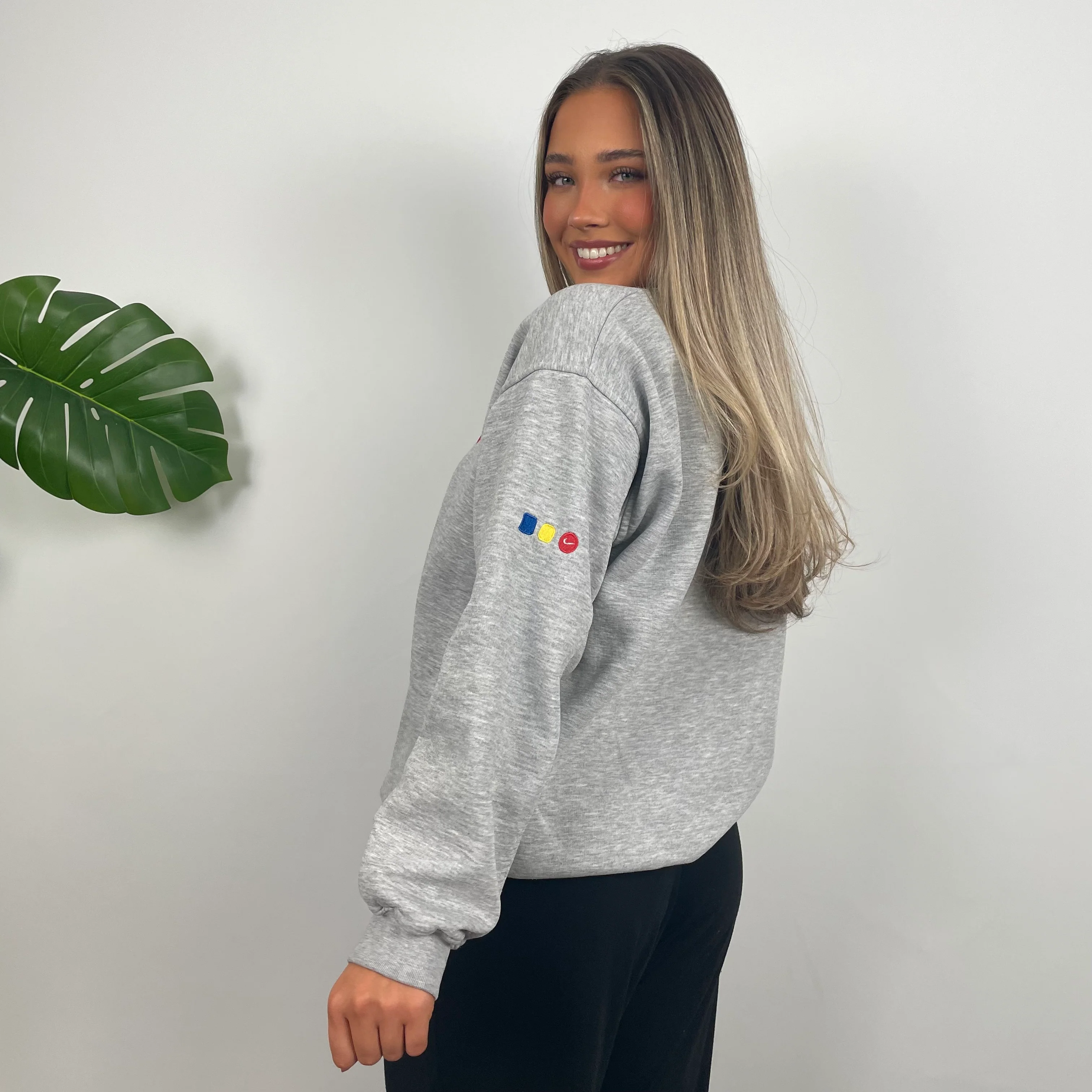 Nike Grey Embroidered Spell Out Sweatshirt (M) - Image 8